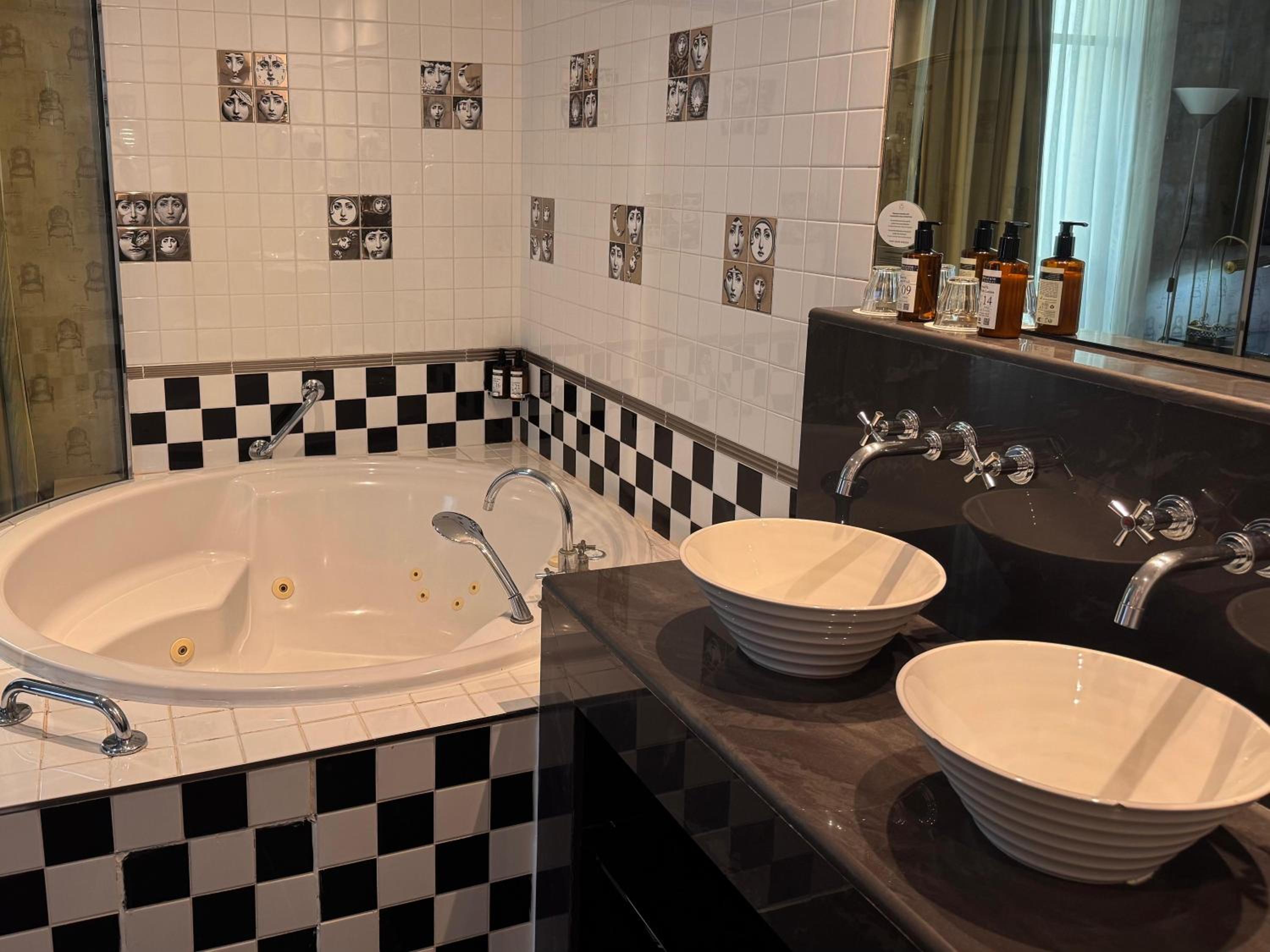 Suite photo 2