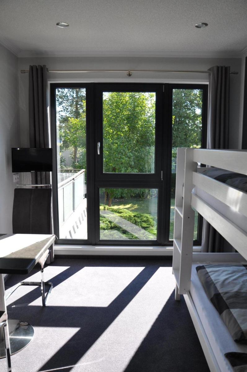 Double or Twin Room with Garden View photo 1