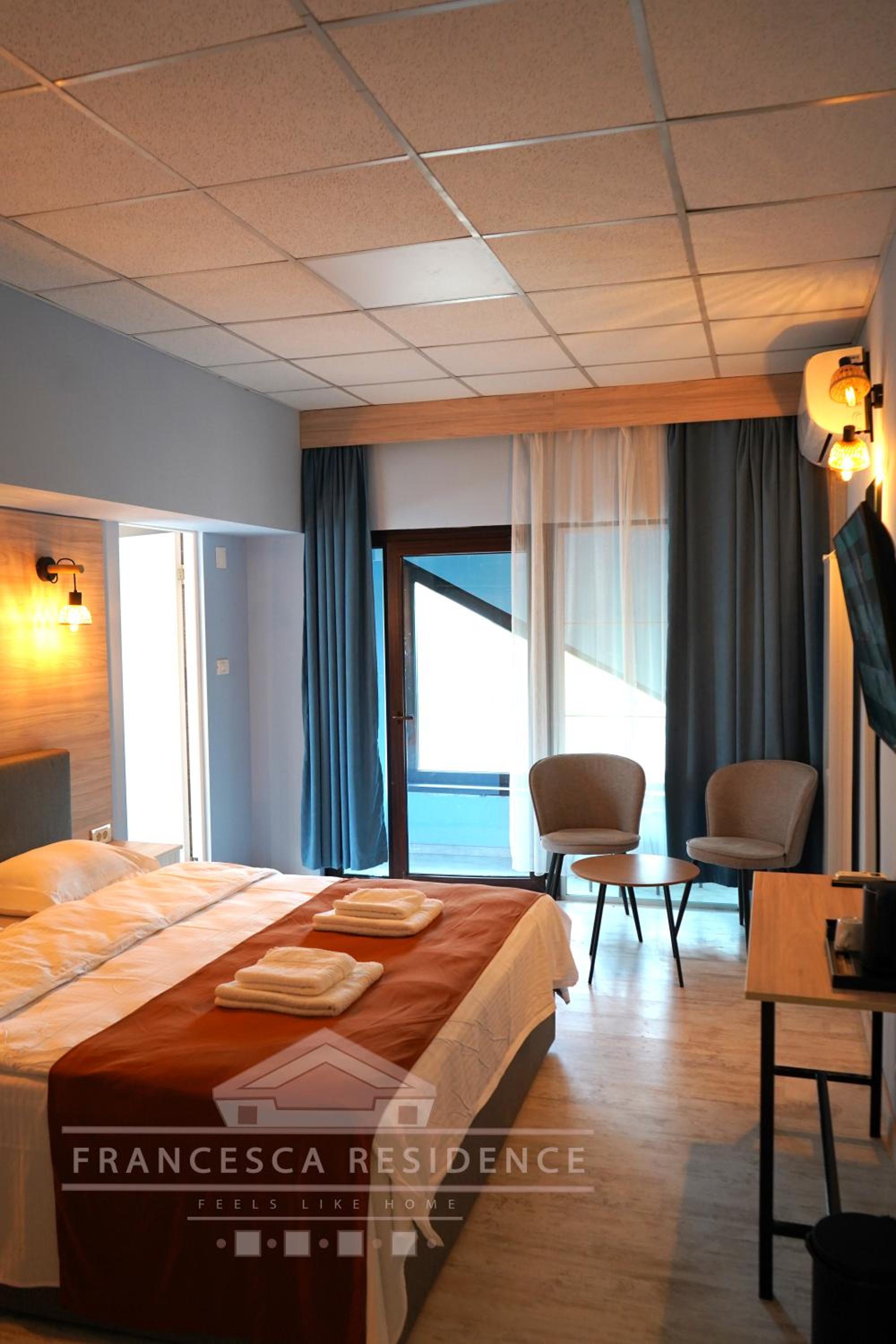 Superior Twin Room with City View photo 1