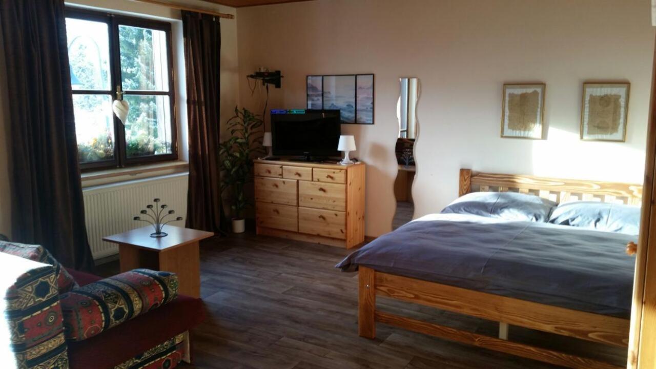 Apartment with Balcony photo 3