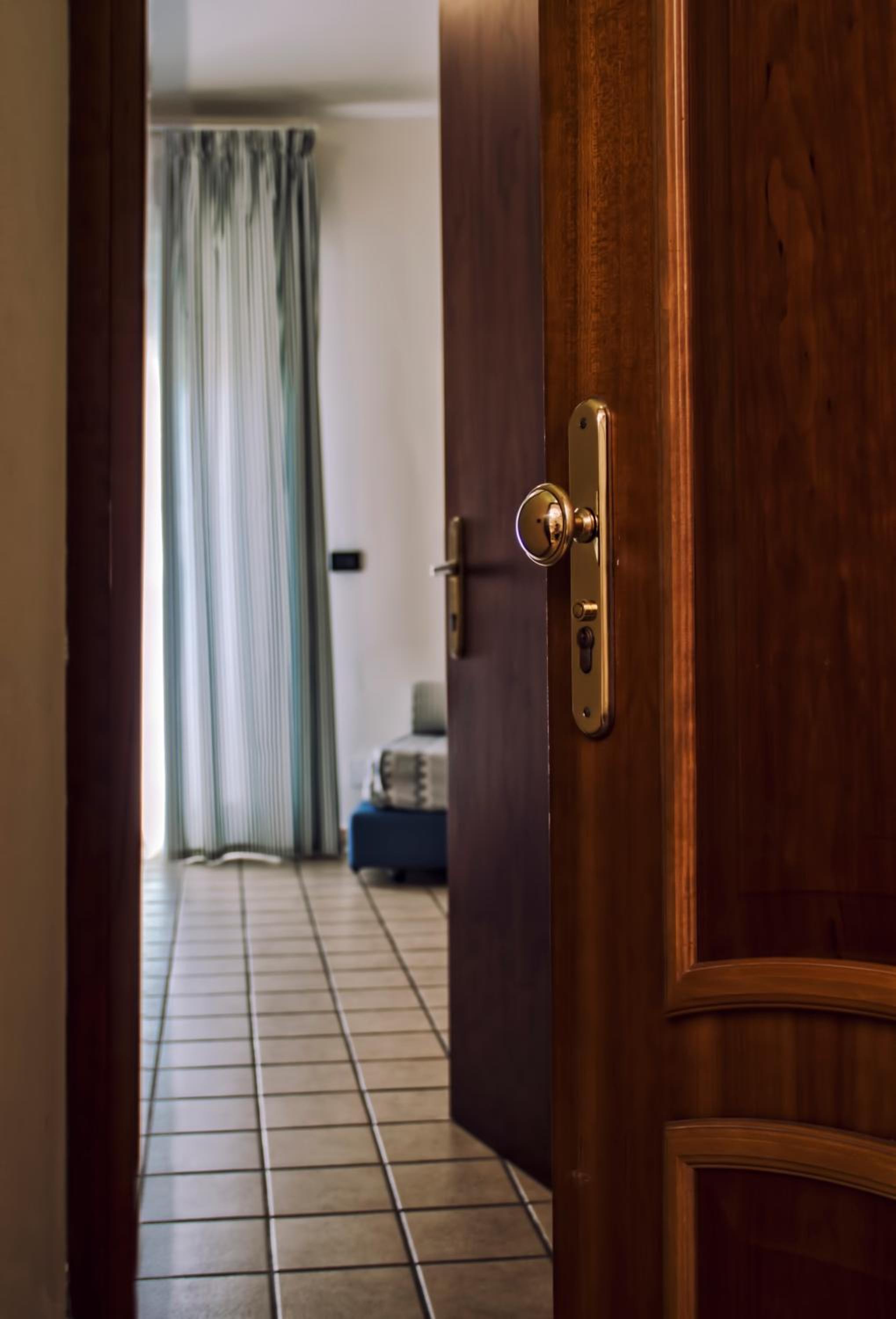 Double Room - Photo 3