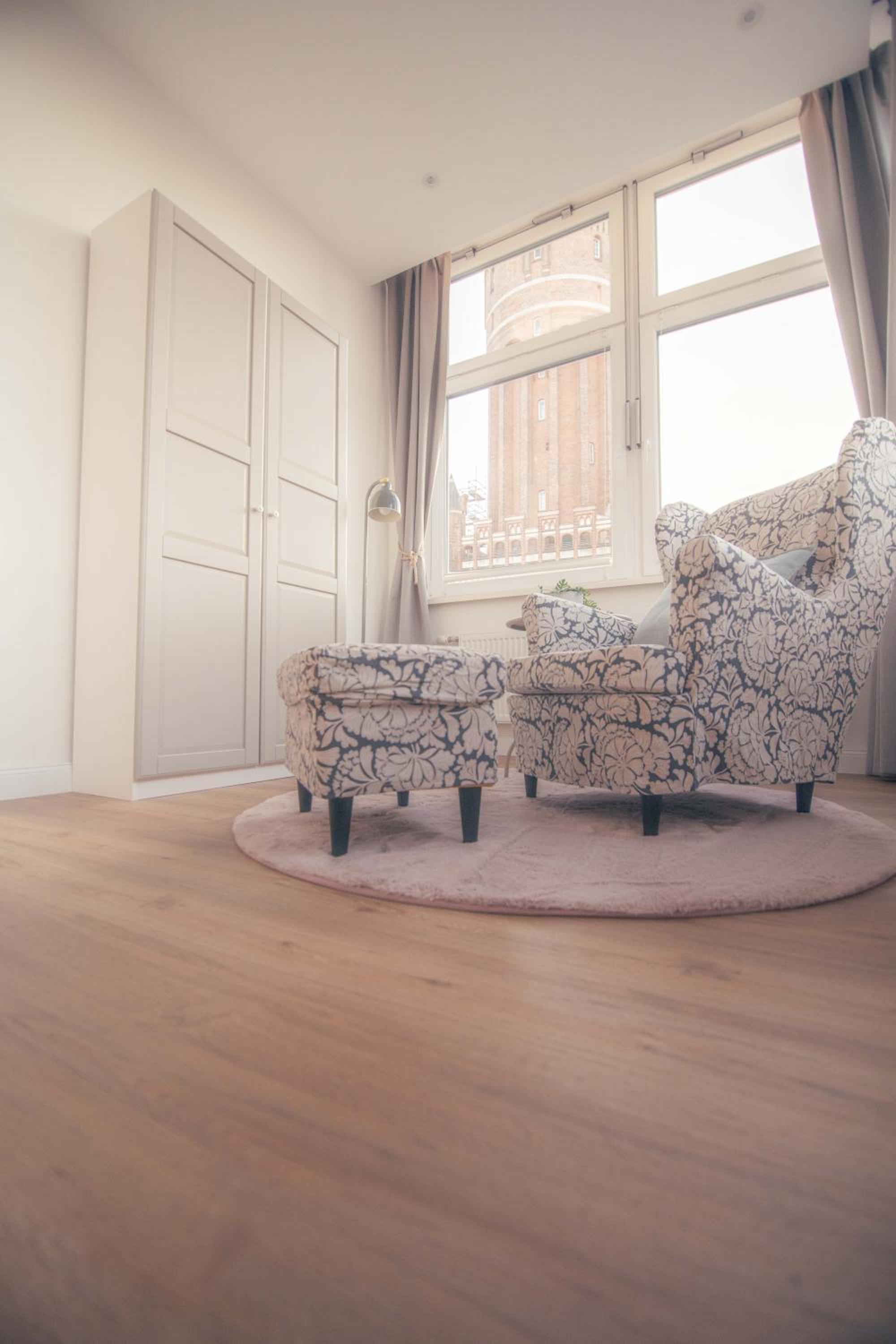 Two-Bedroom Apartment with City View photo 3