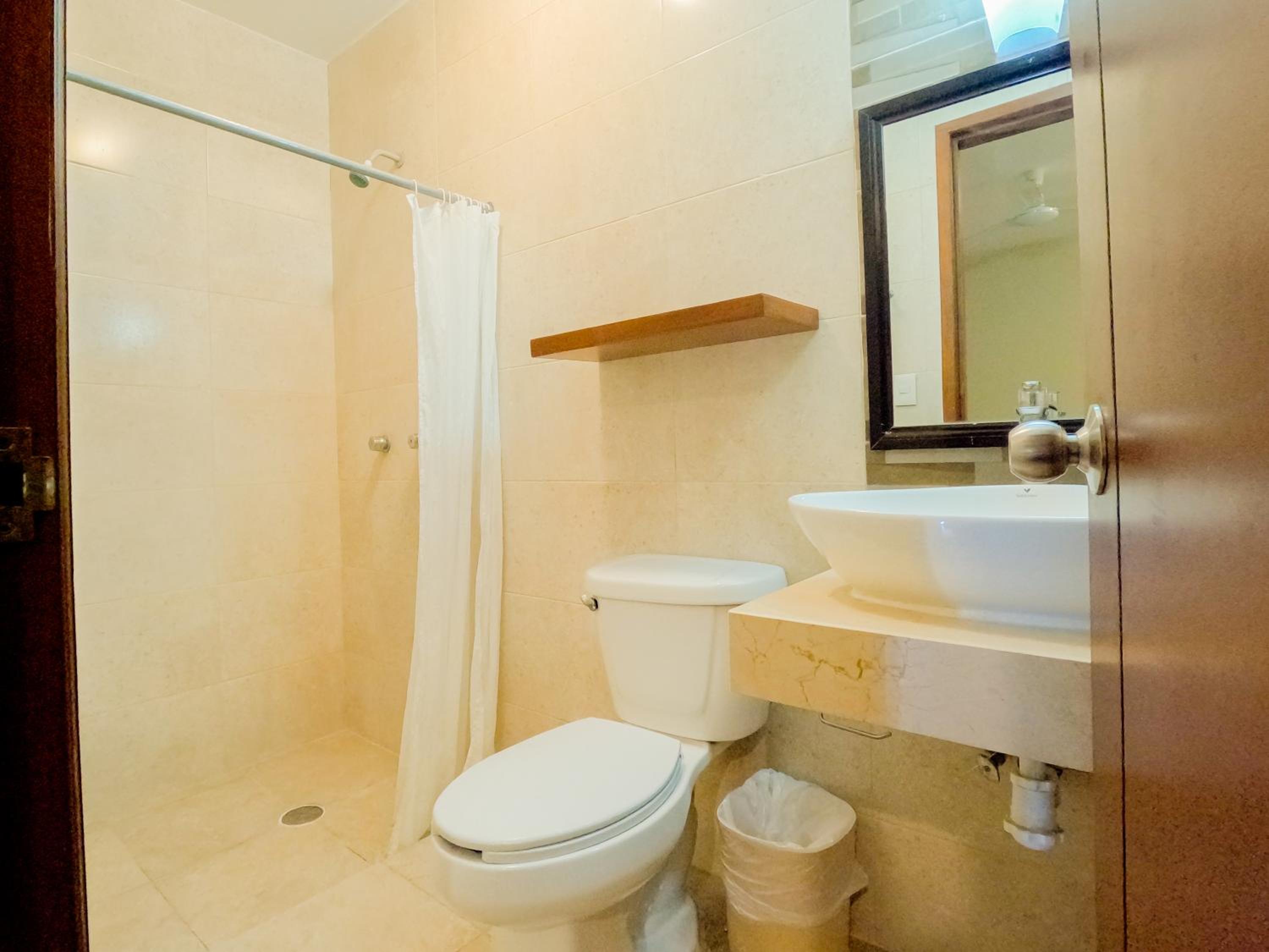 One-Bedroom Standard Apartment, photo 7