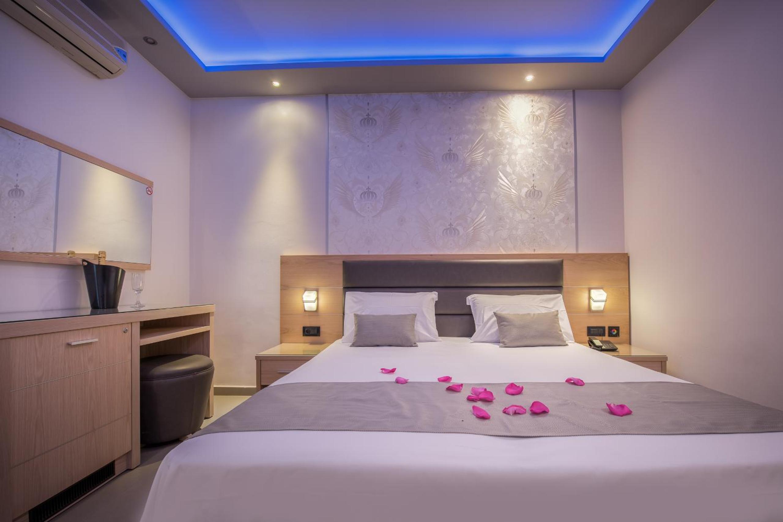 Superior Double or Twin Room with Balcony - Photo 6