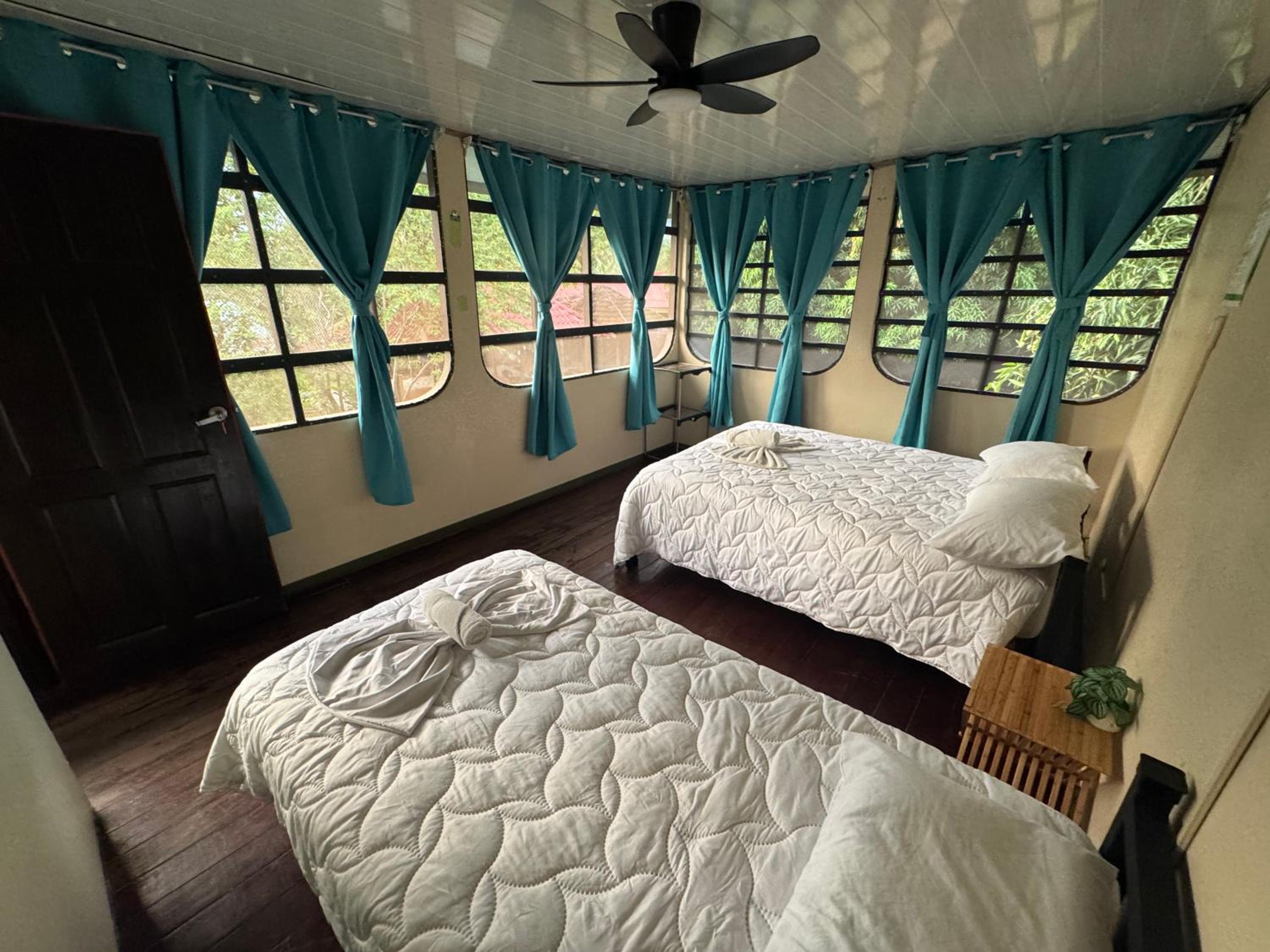 Economy Triple Room with Shared Bathroom