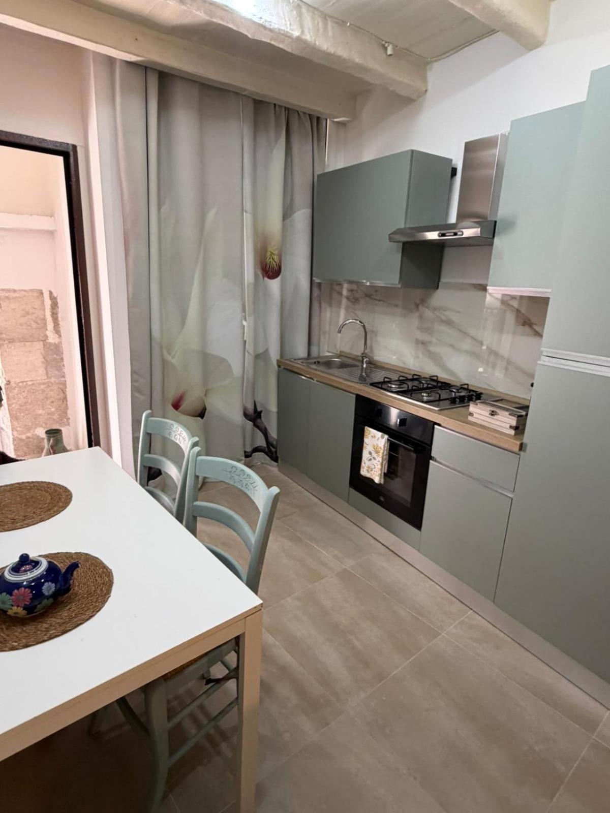 Studio Apartment photo 3