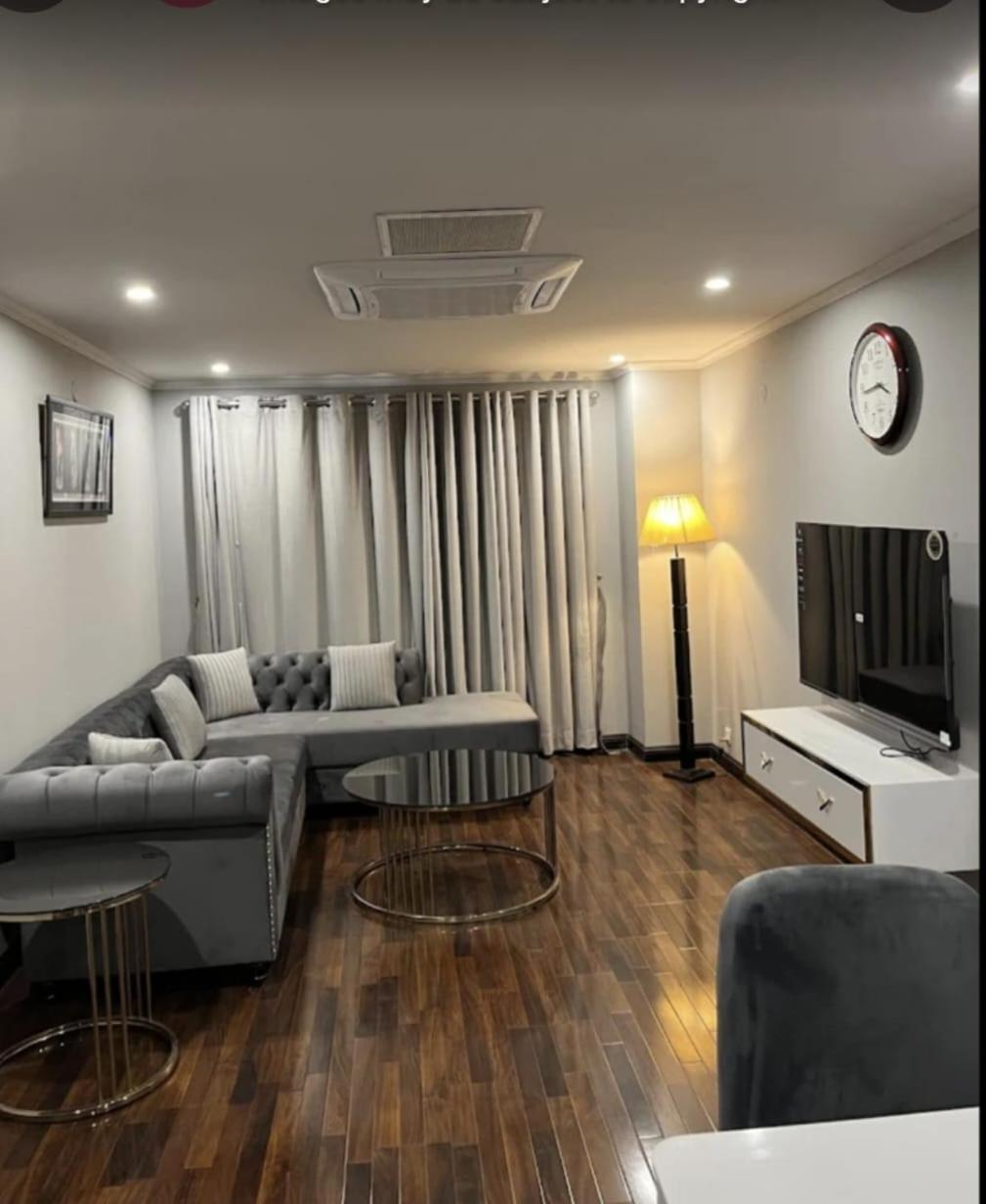 Four-Bedroom Luxury Apartment