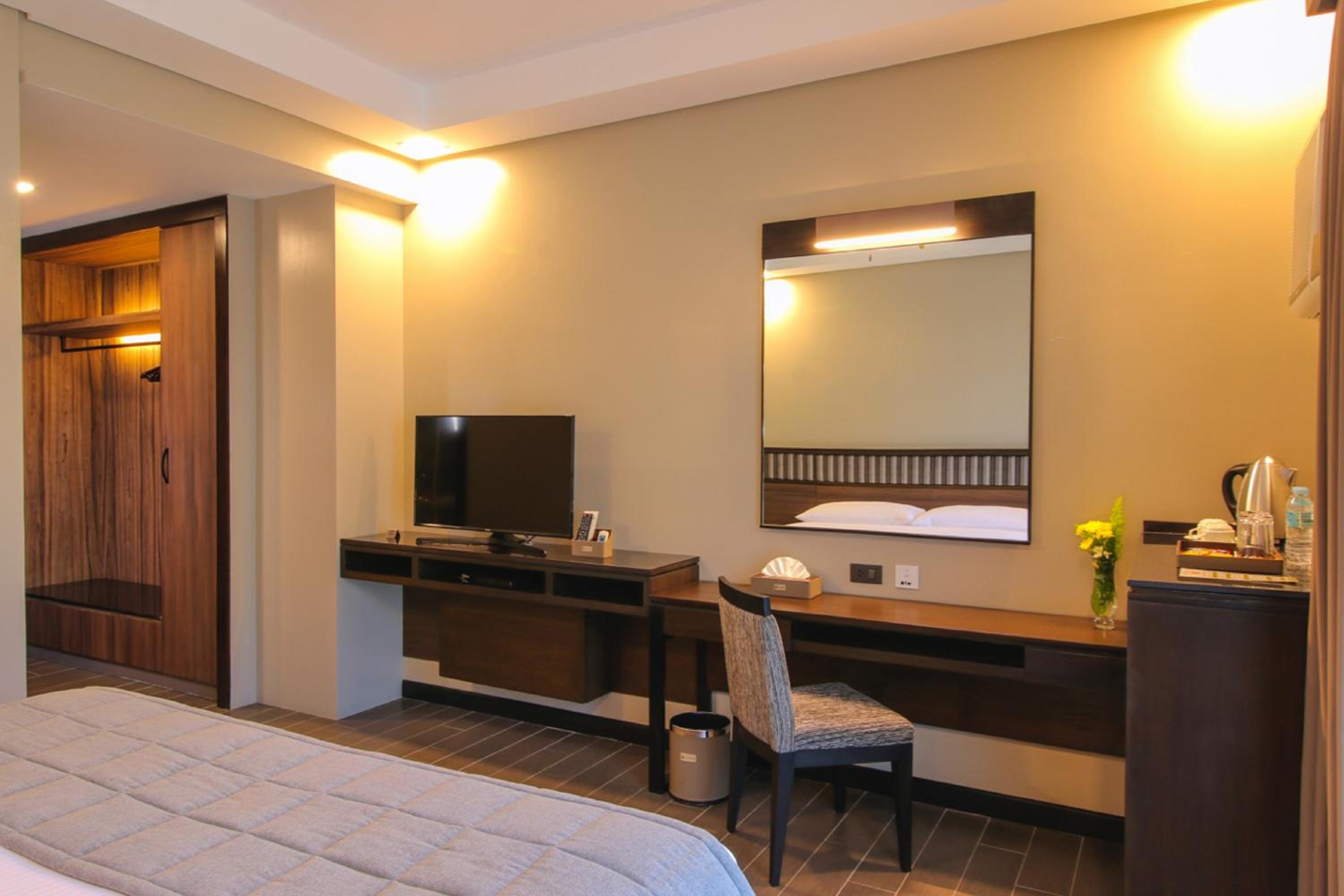 Standard Double or Twin Room photo 2