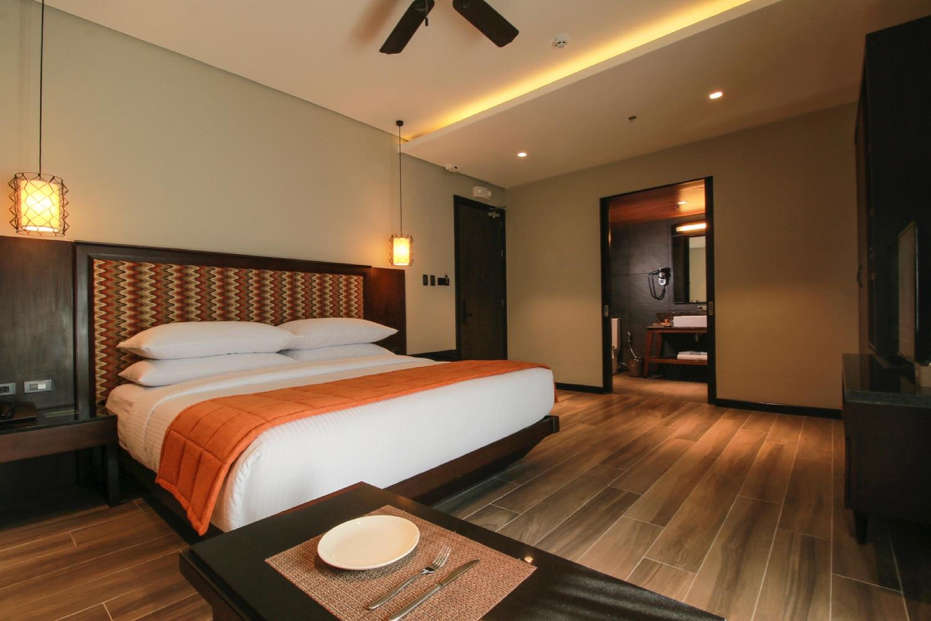 Bayview King Deluxe Room  photo 2
