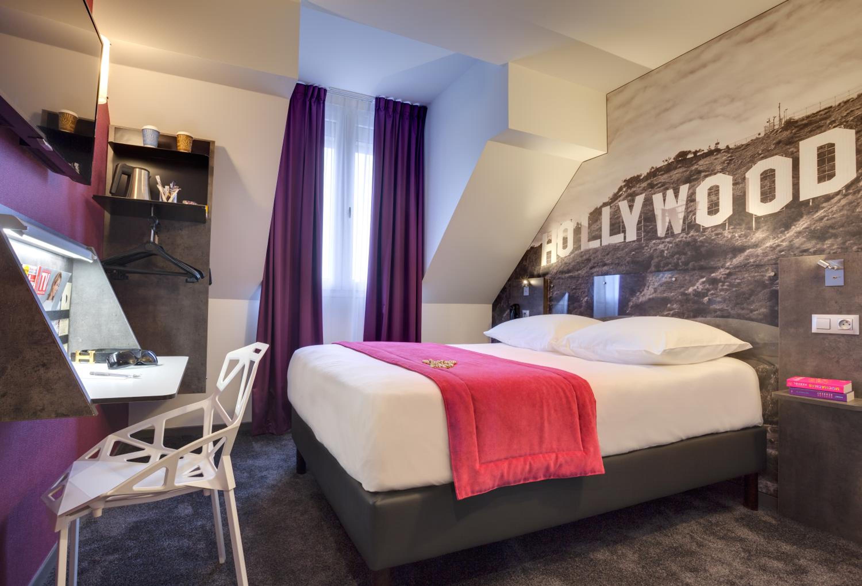 Standard Room with 1 Double Bed - Photo 4