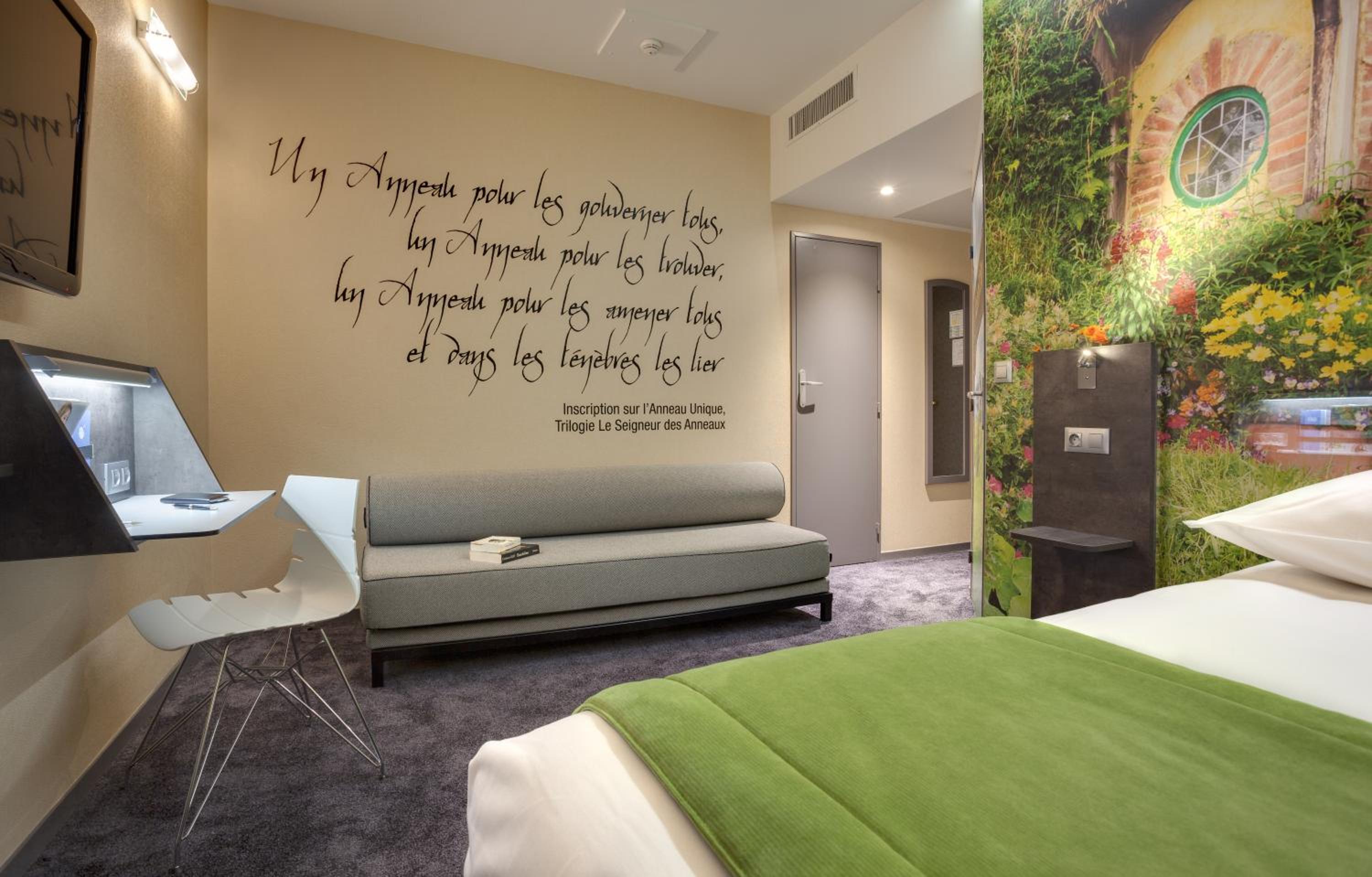 Triple Room with 3 Single Beds - Photo 6
