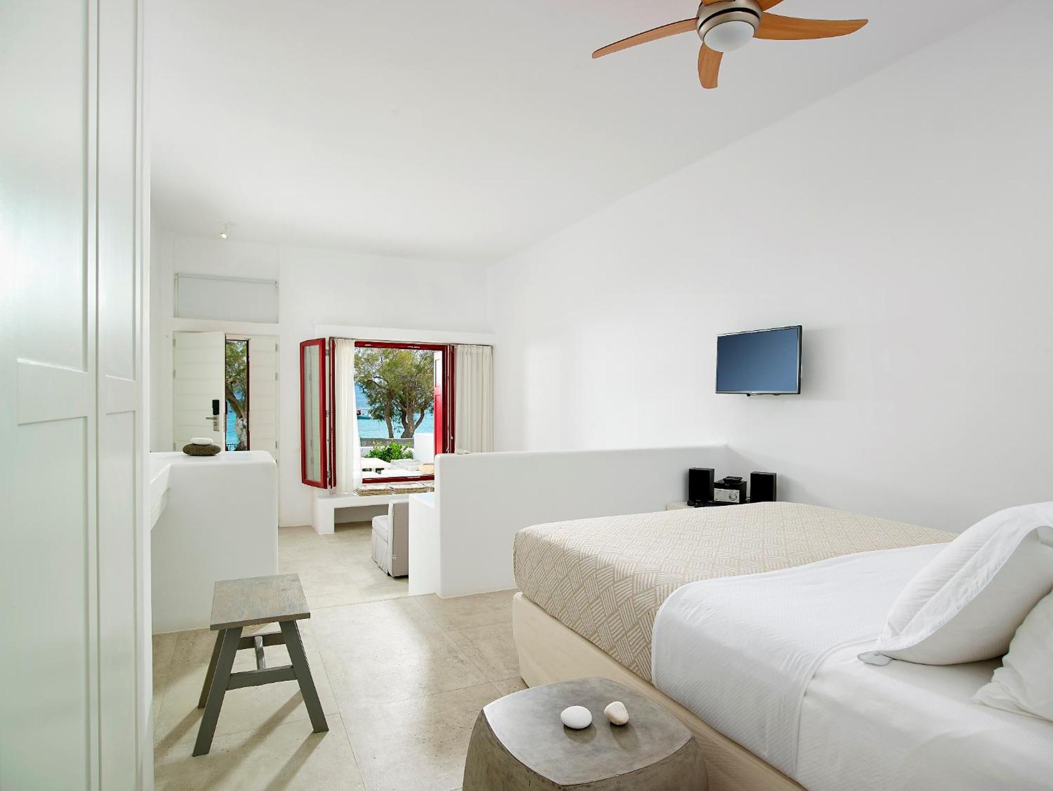 Junior Suite with Sea View photo 1