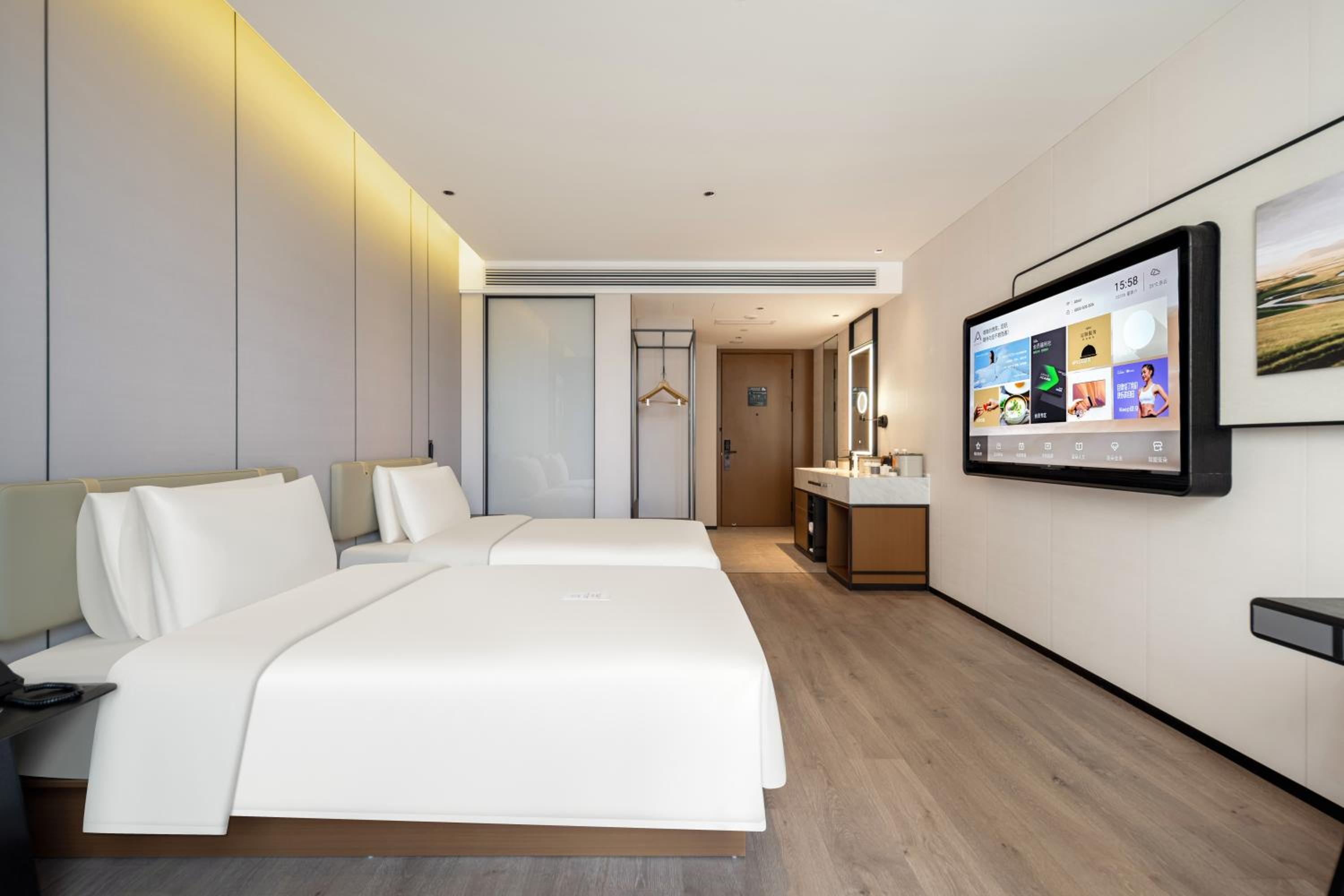 Elegant Twin Room