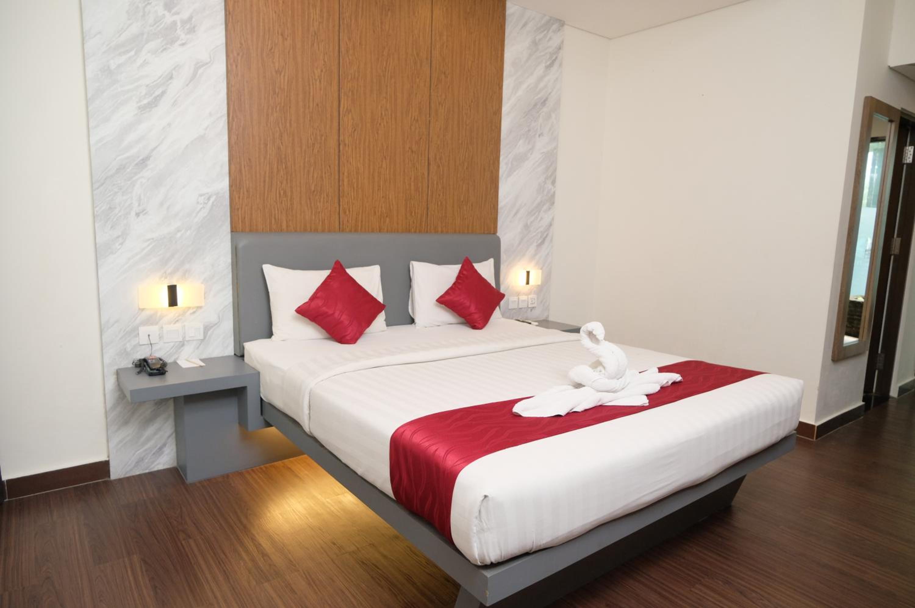 Double or Twin Room photo 3