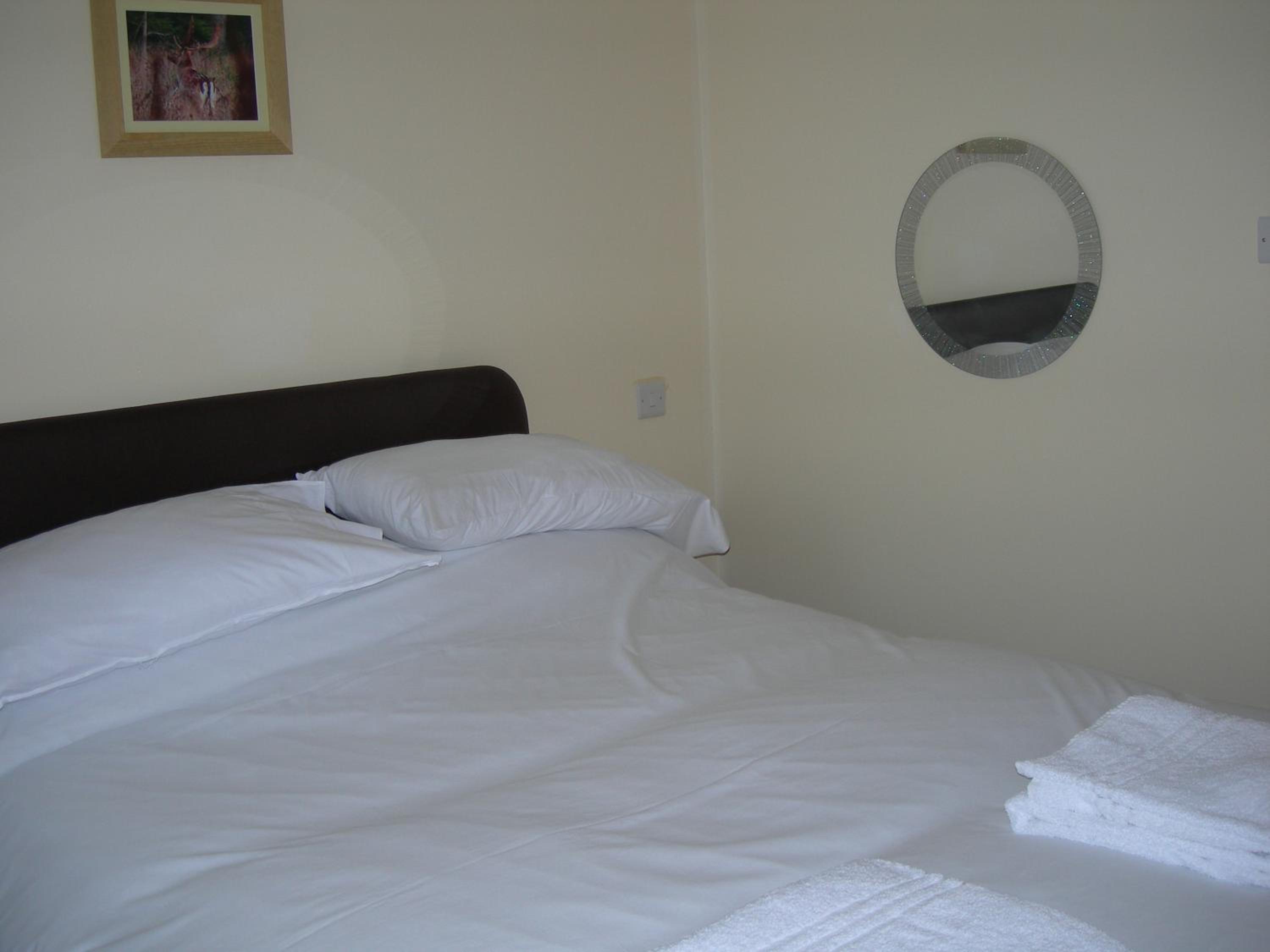 Small Double Room - Photo 3