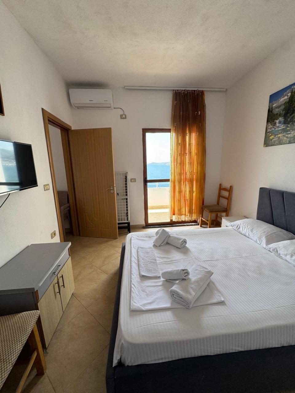 Apartment with Sea View photo 2