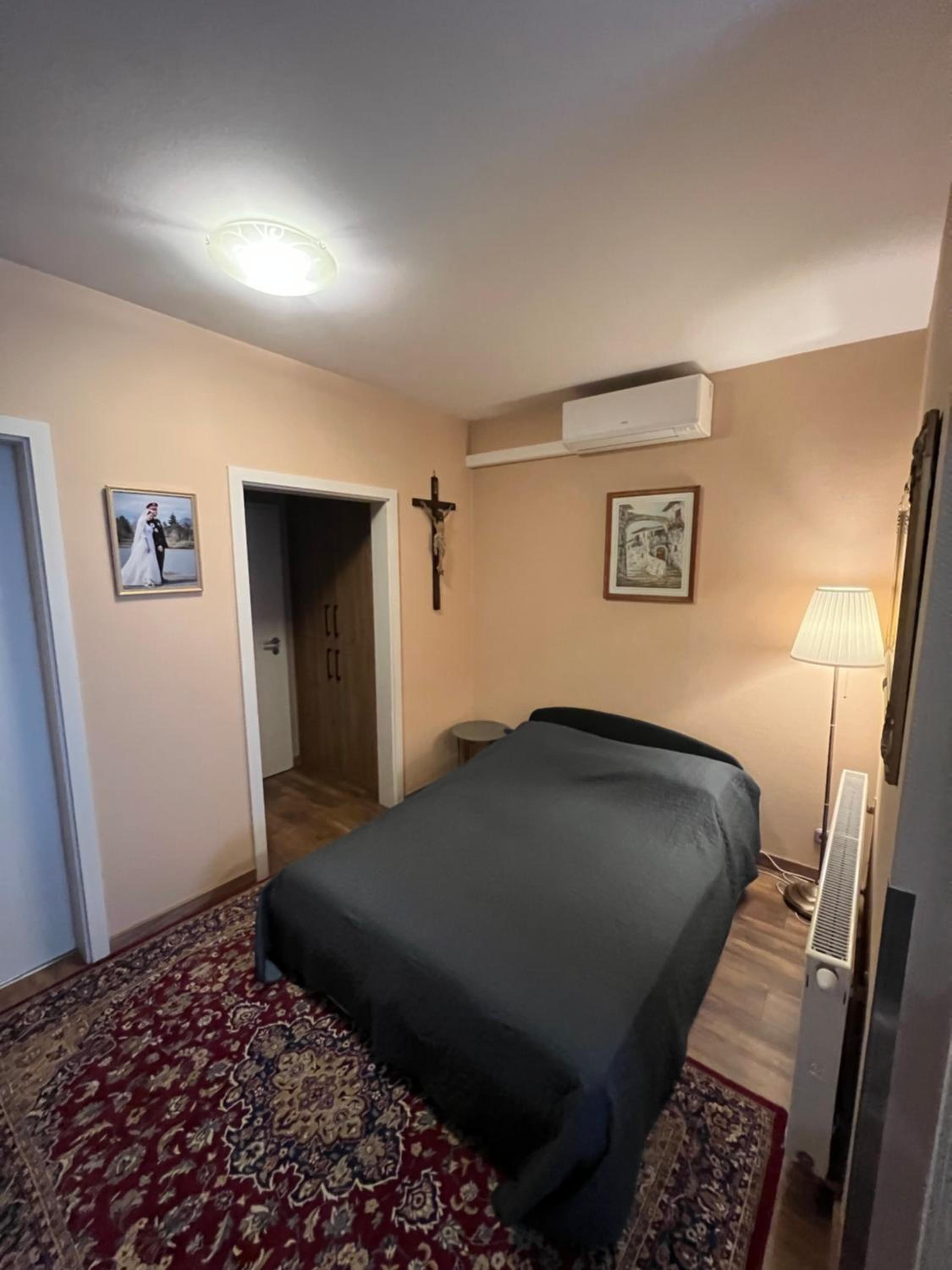 Double Room with Private Bathroom photo 2