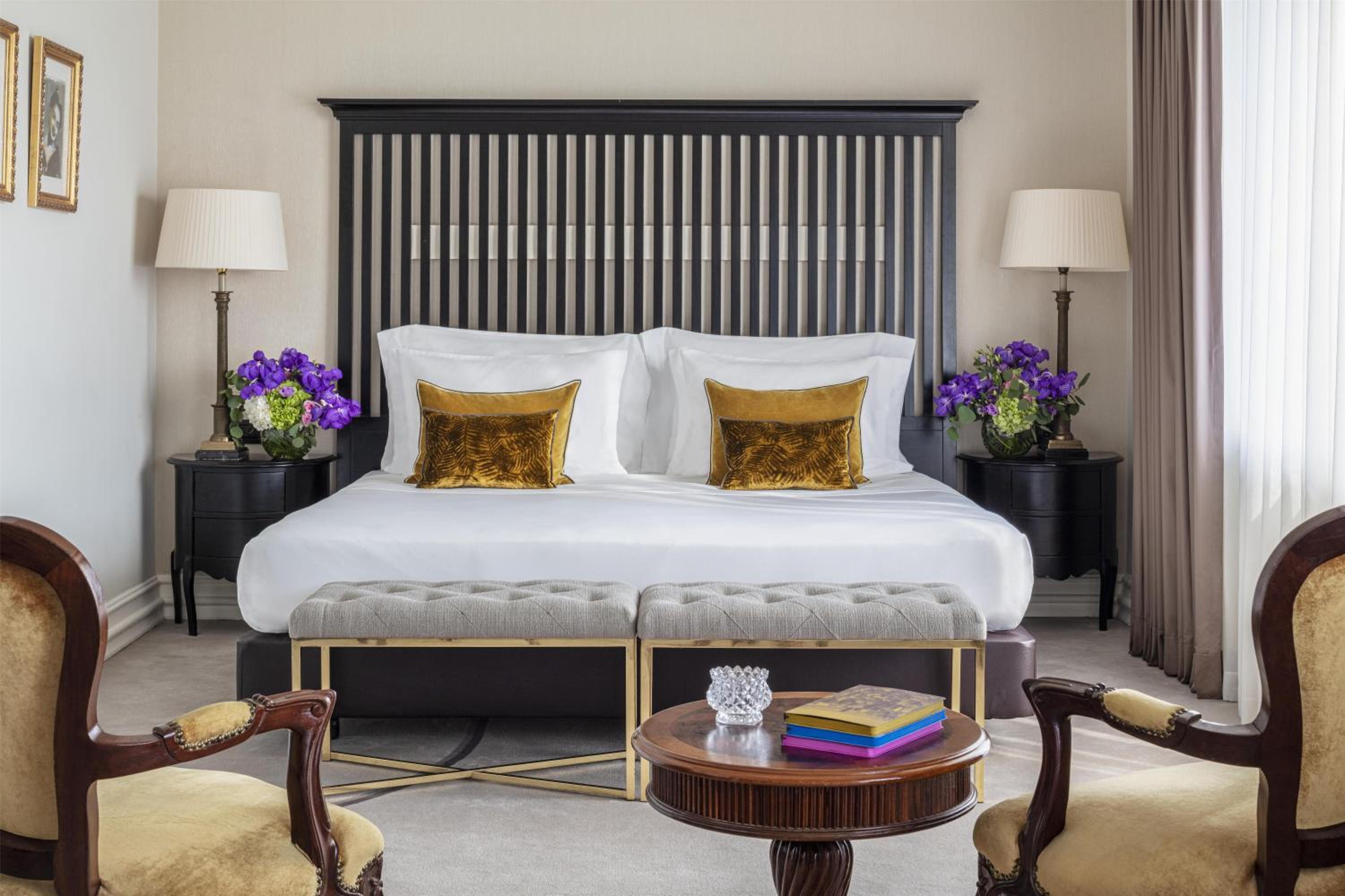 Beatriz Costa Suite with Extra Bed (3 Adults + 1 Children)