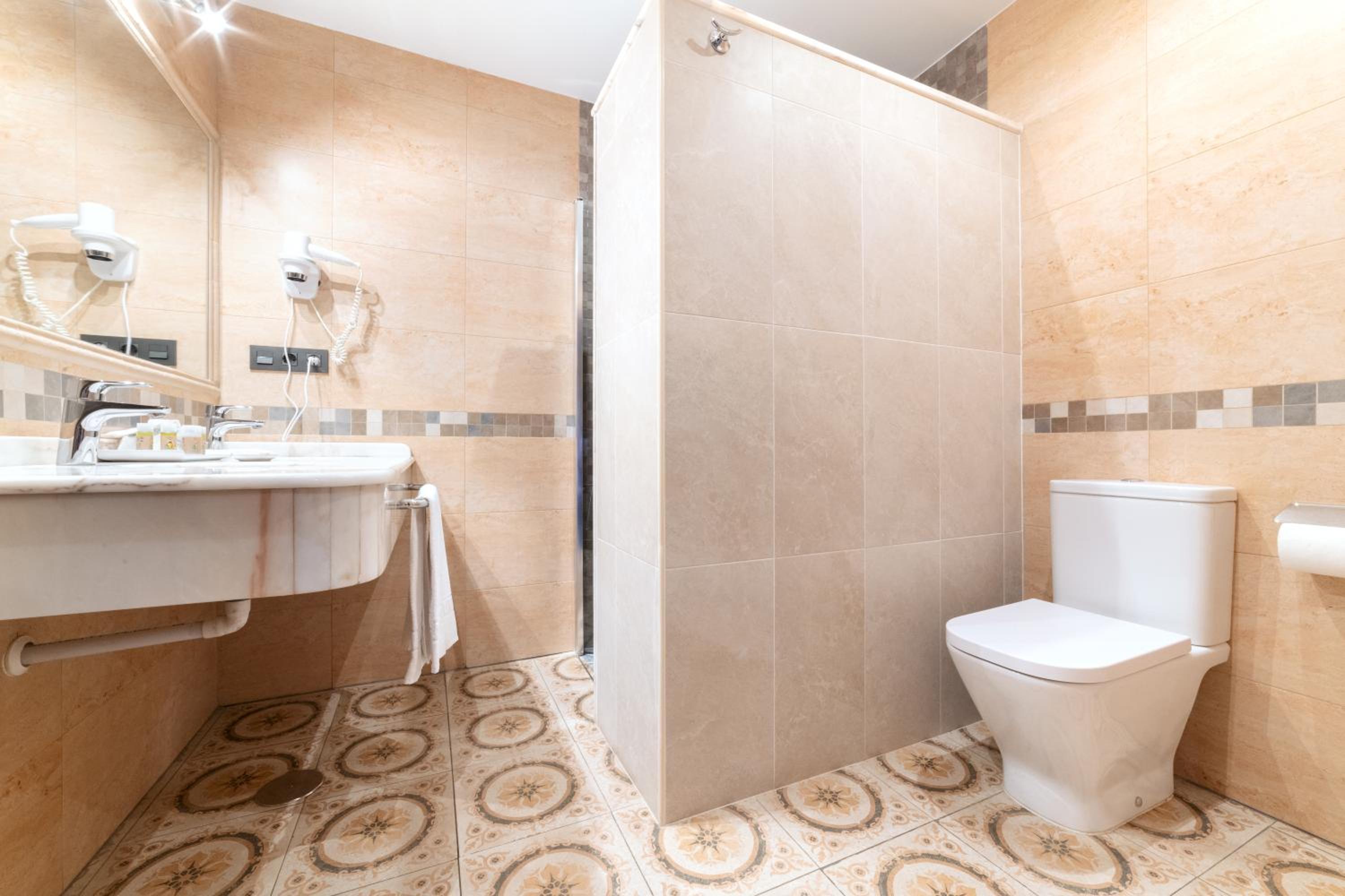 Triple Room with parking photo 1