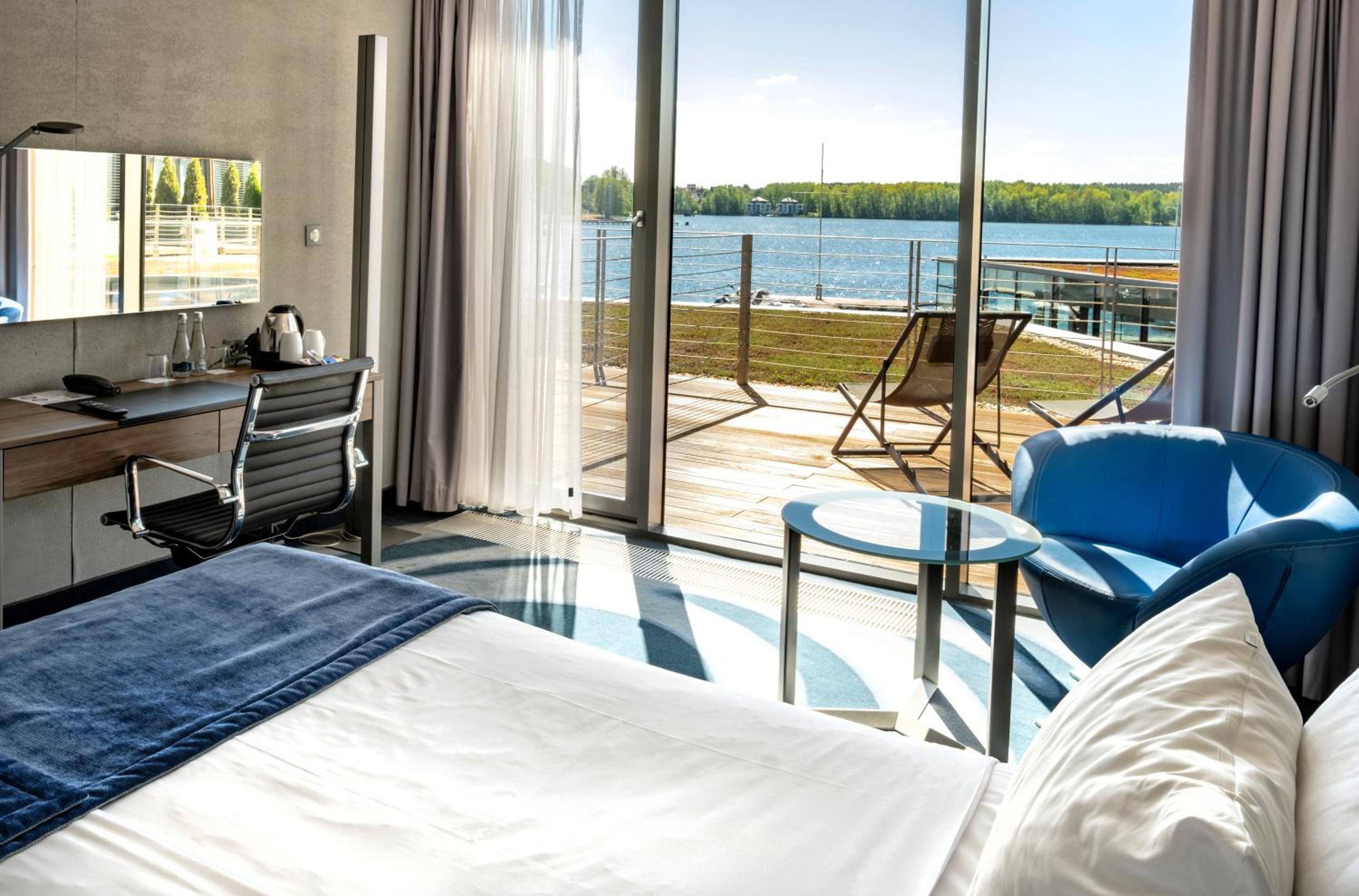 Deluxe Double or Twin Room with Balcony