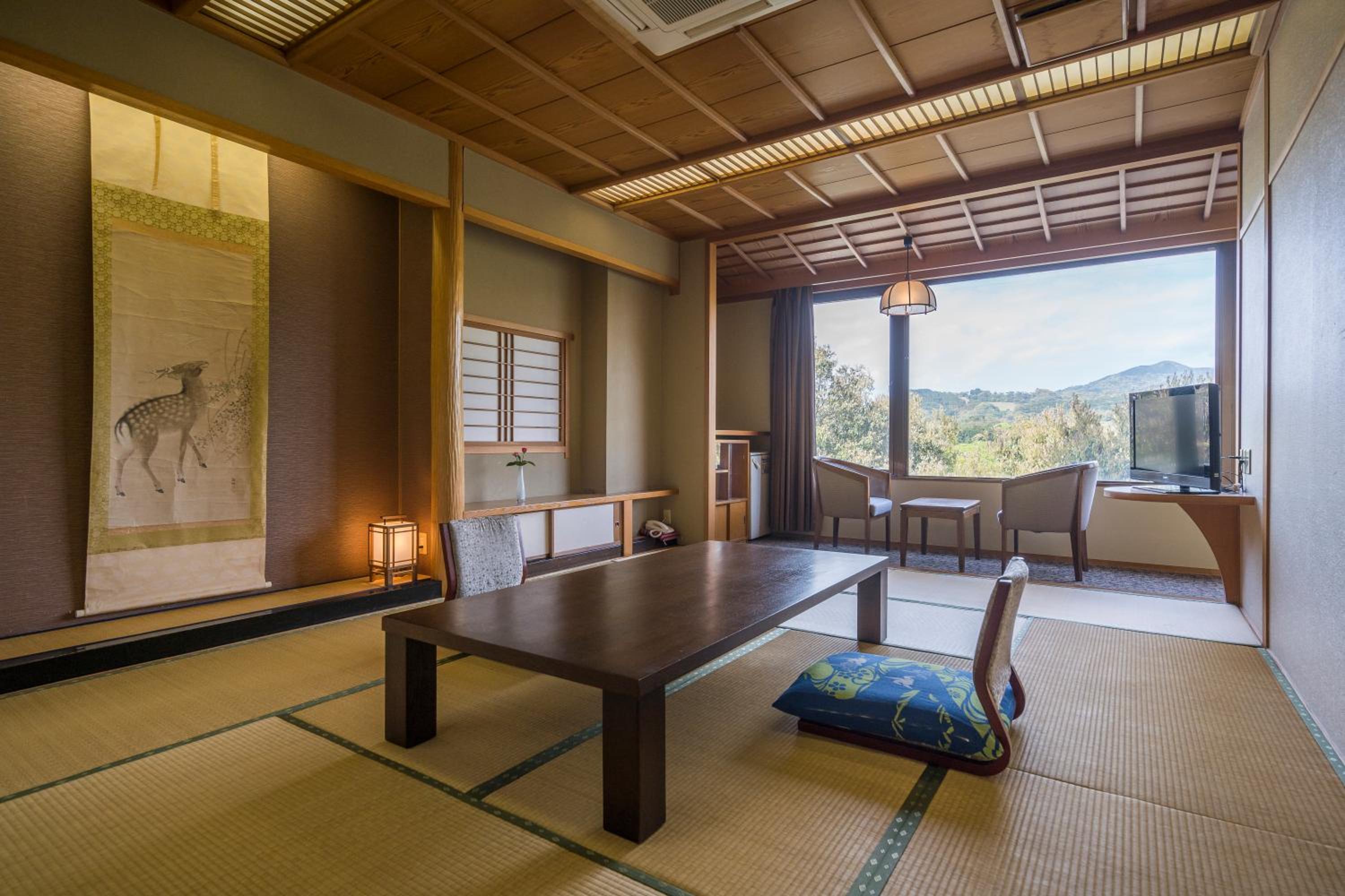 Japanese-Style Room