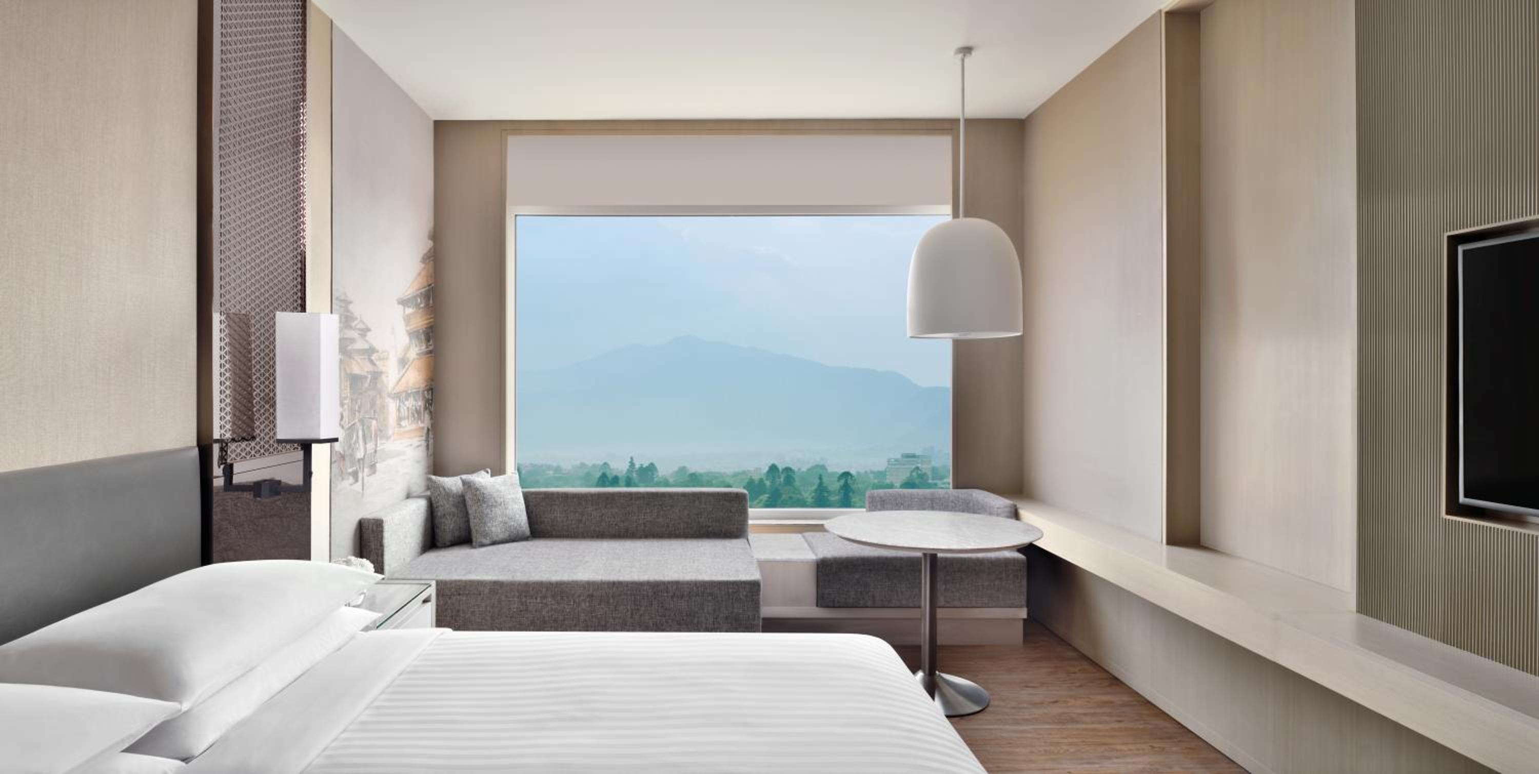 Premier King Room - Photo 4