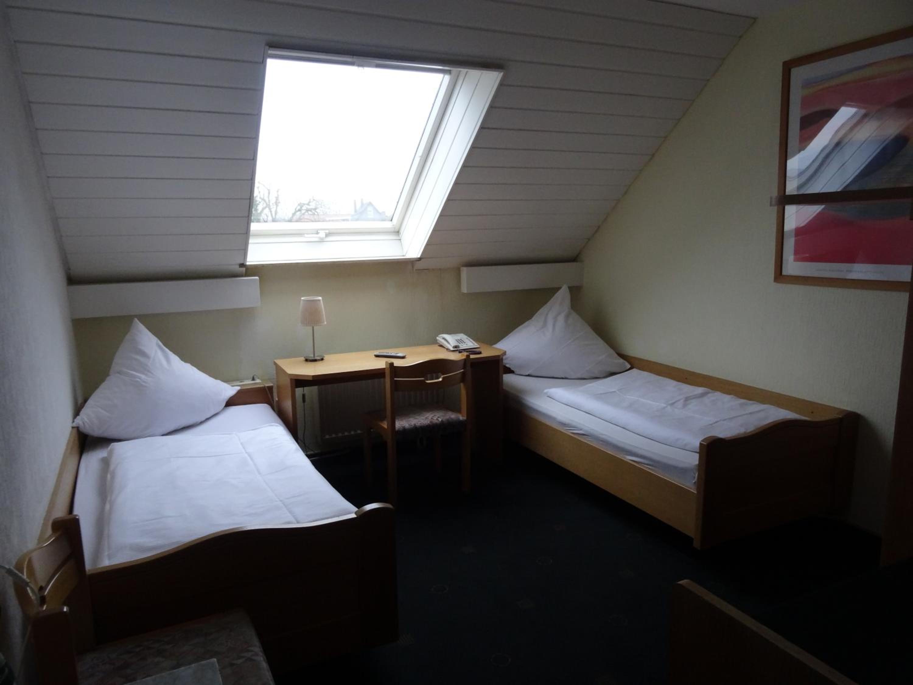 Standard Single Room photo 2