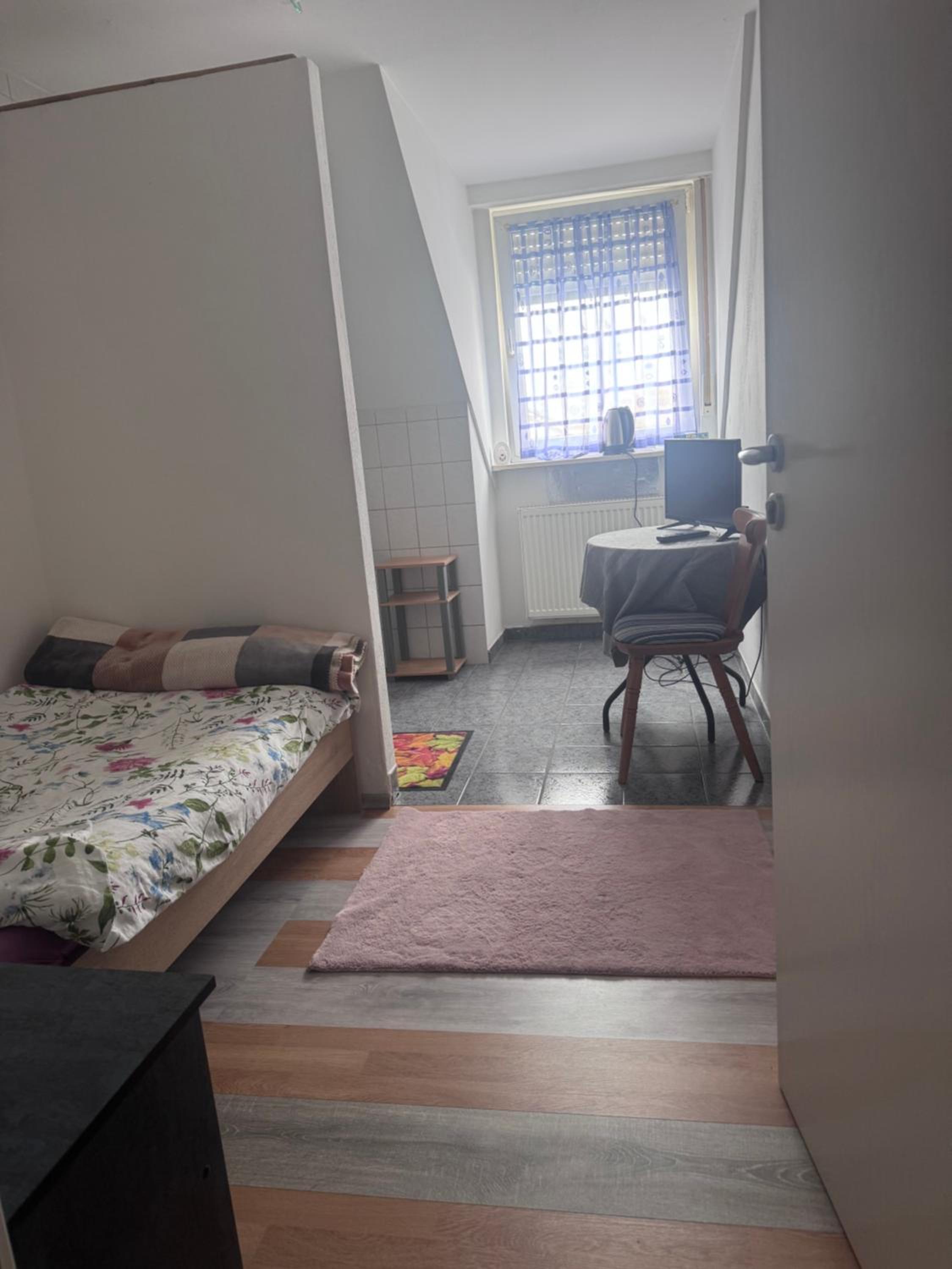 Single Room with Shower photo 2