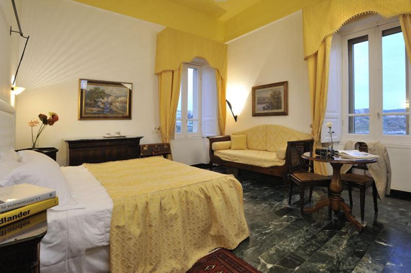 Classic Triple Room photo 2