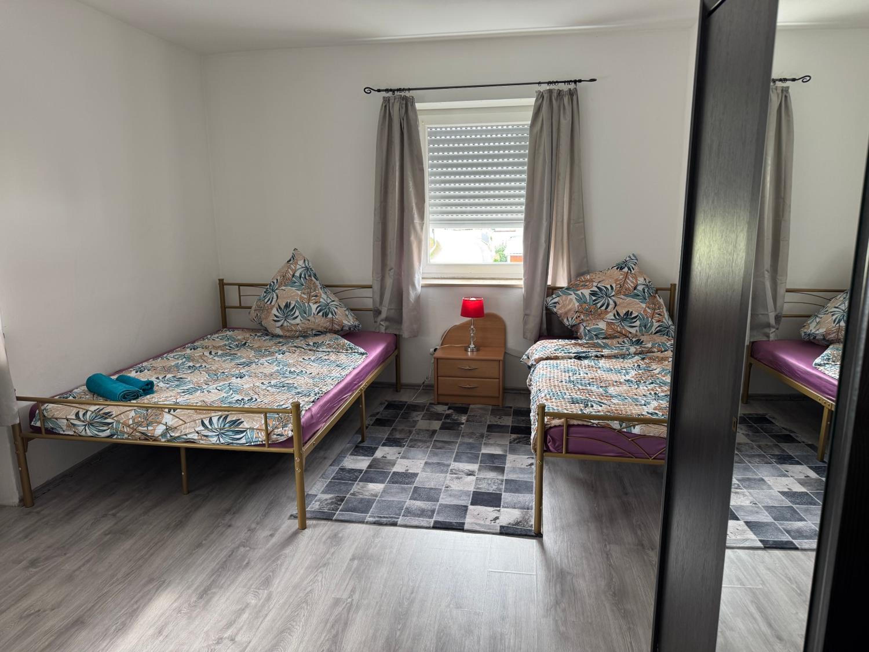 Twin Room with Bathroom photo 3