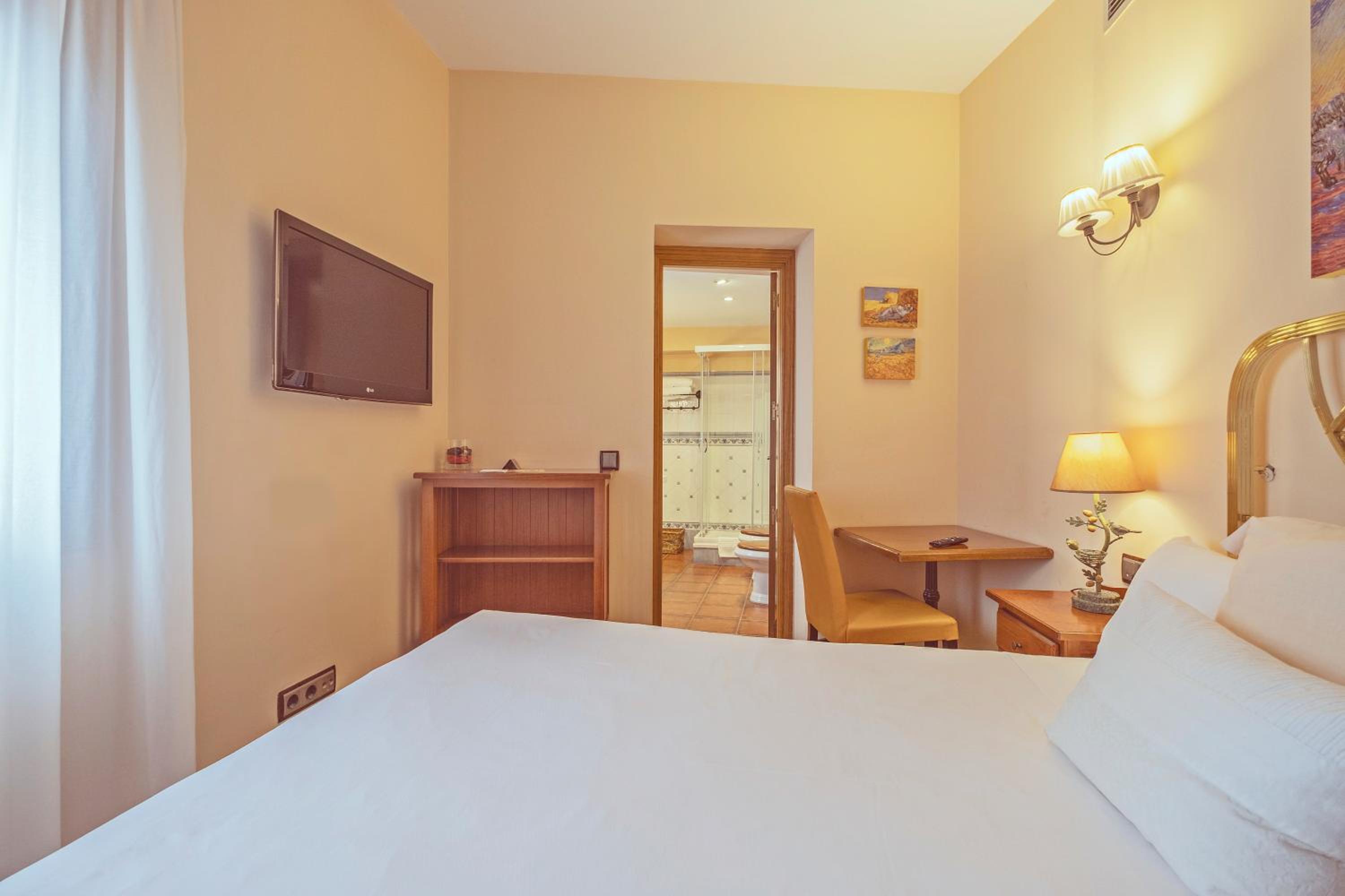 Single Room - Photo 4