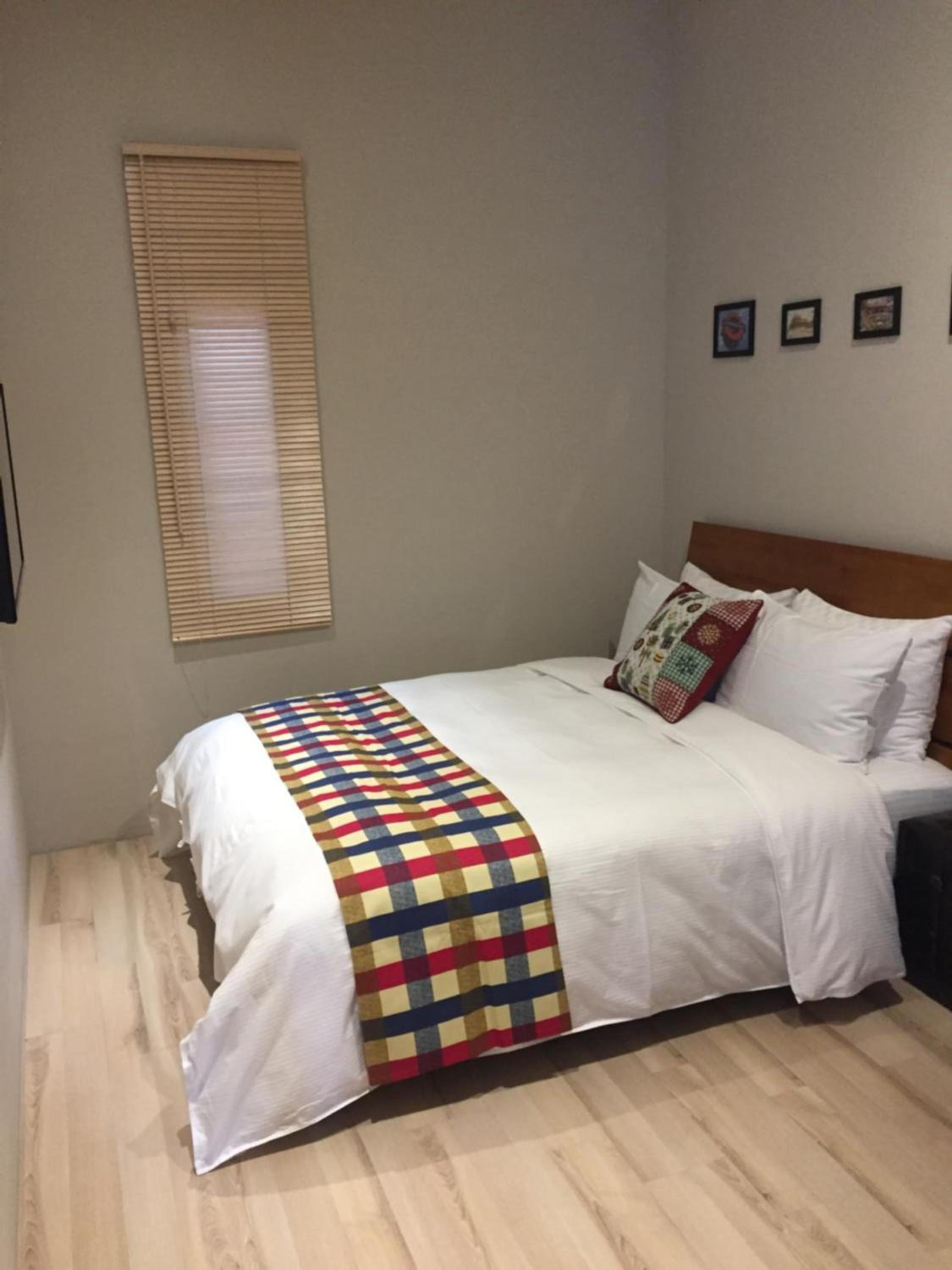 Deluxe Double Room with Shower