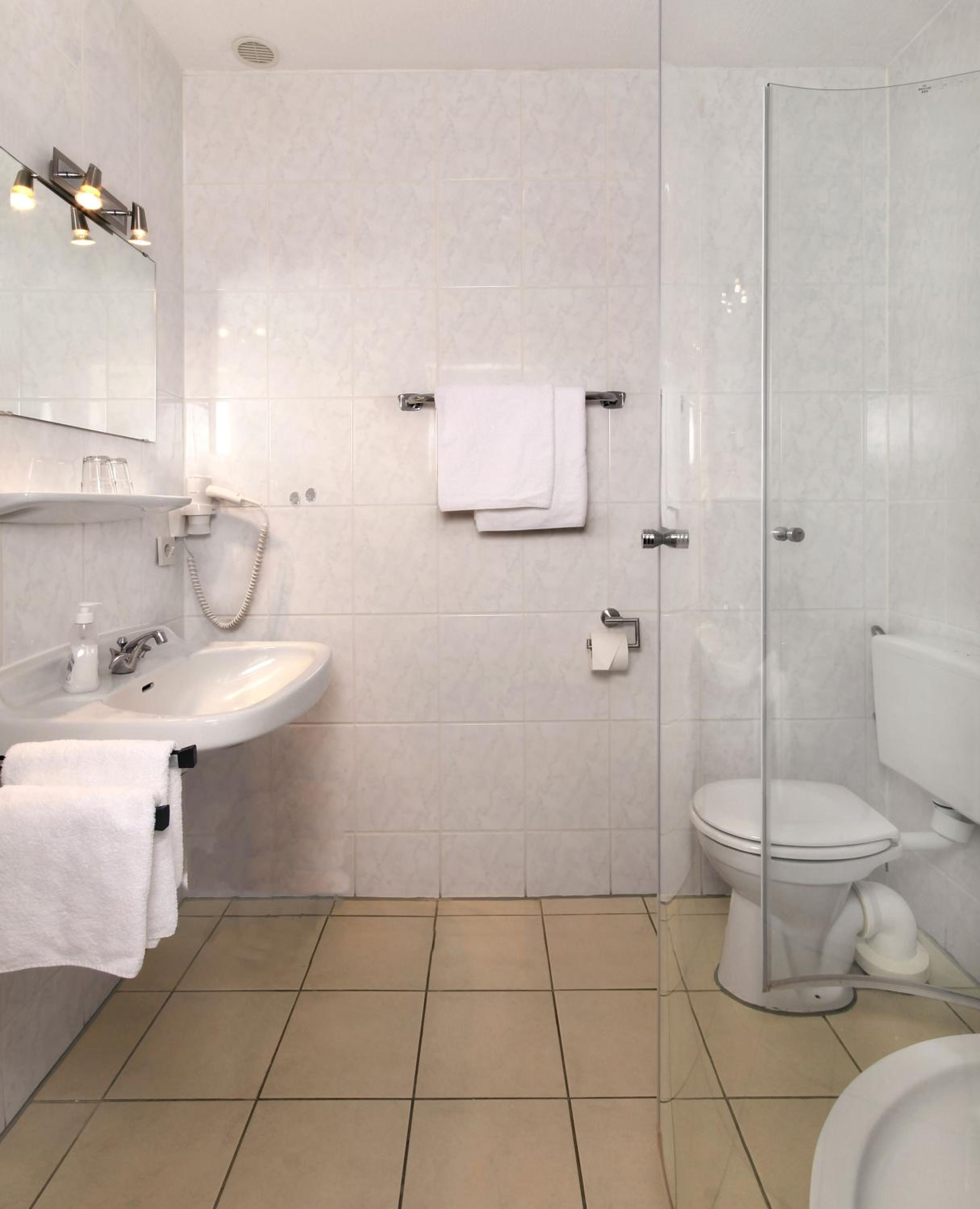 Small Double Room photo 2