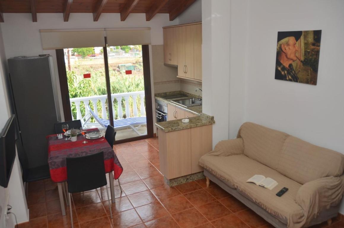 Apartment with Terrace photo 3