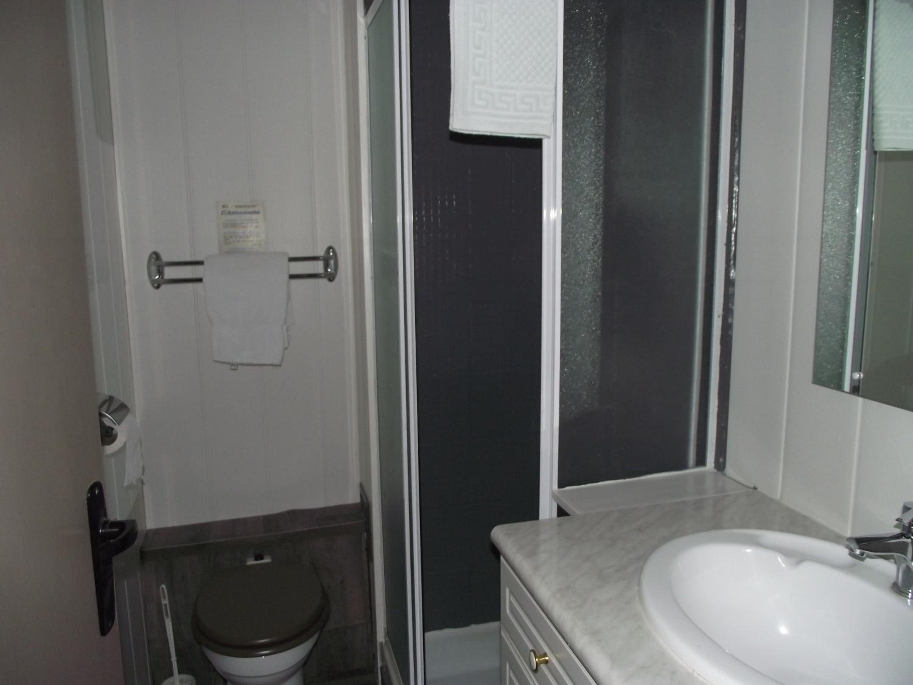 Double Room with Mountain View - North - Photo 5