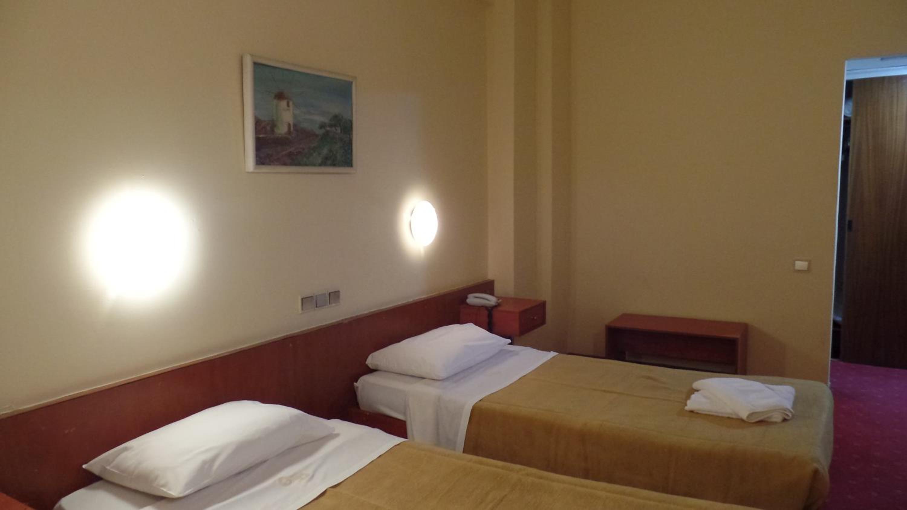 Economy Single Room