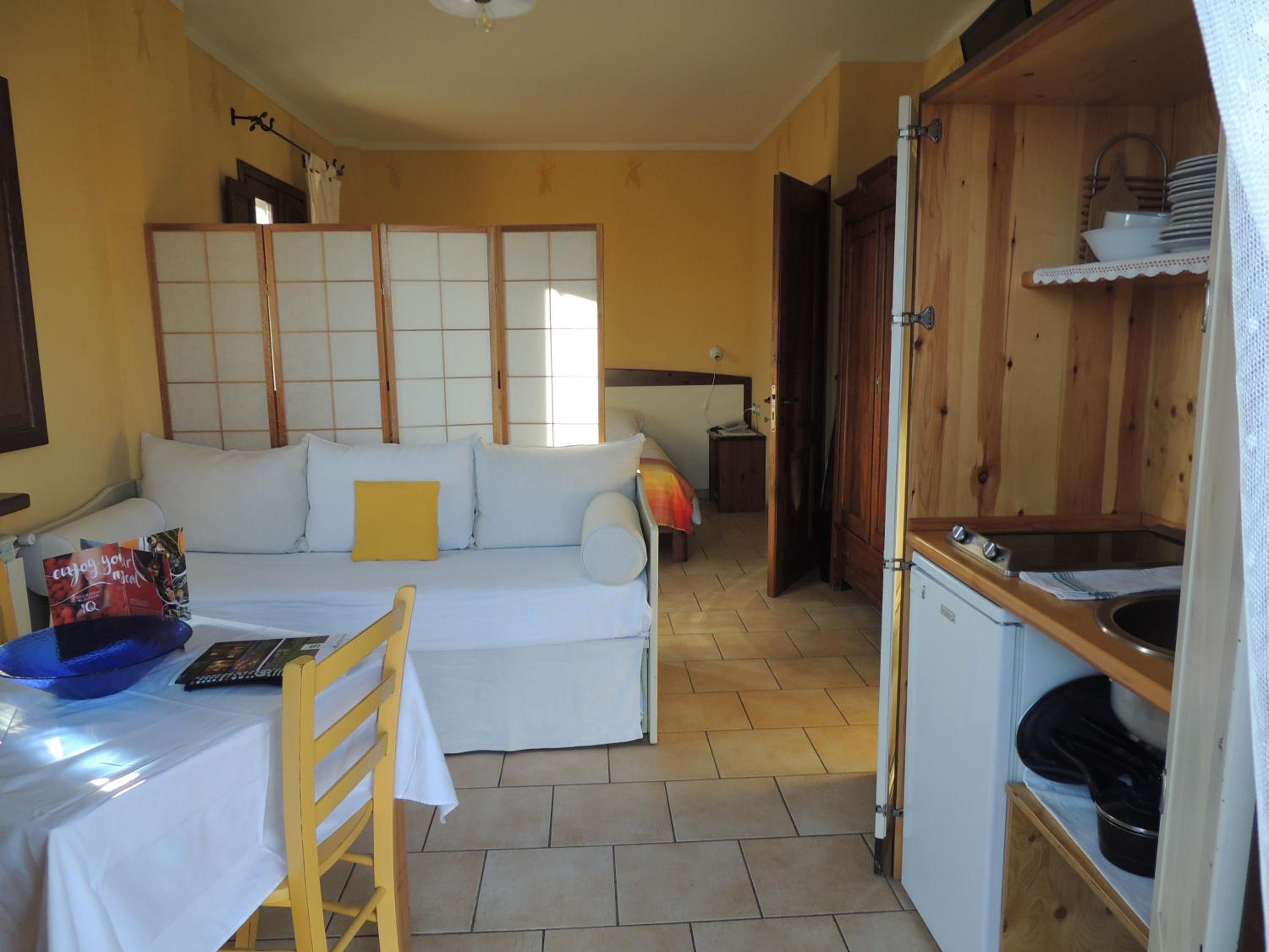 Deluxe Double or Twin Room photo 3