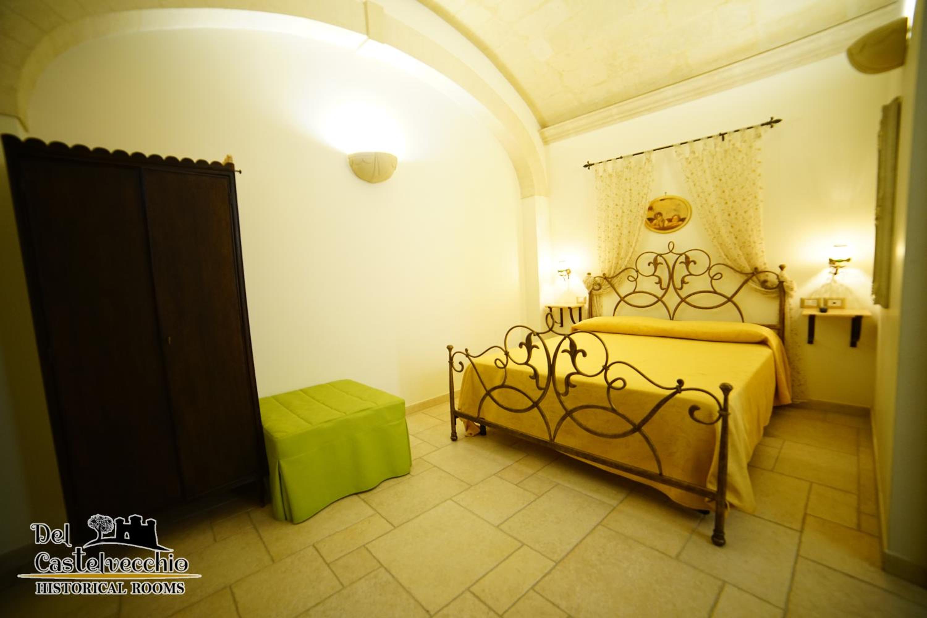 Small Double Room - Photo 4