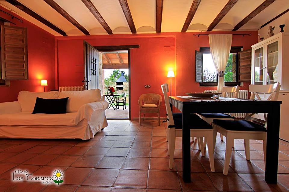 Apartamento con vista al jardín