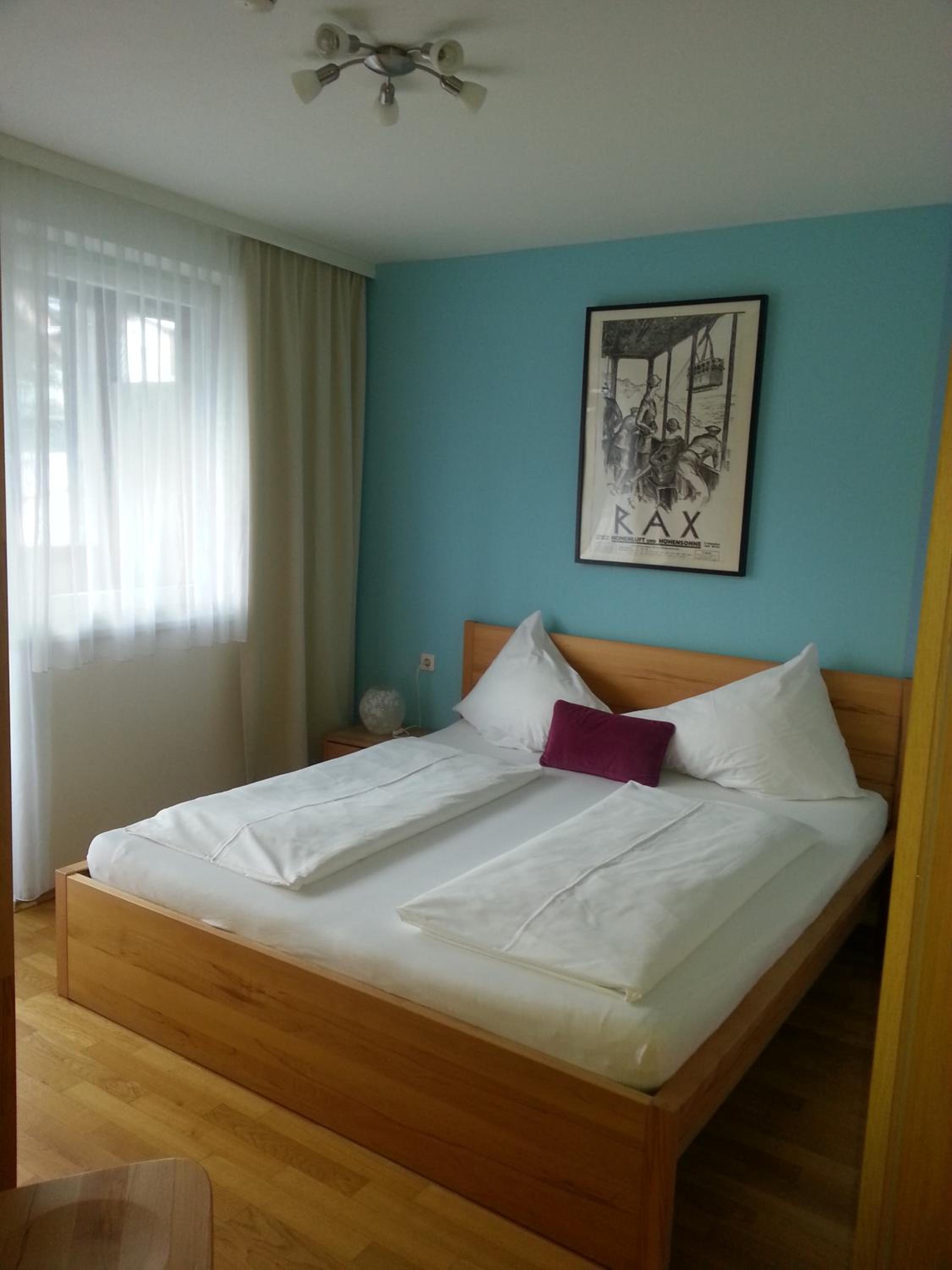 Three-Bedroom Apartment with Two Balconies photo 1