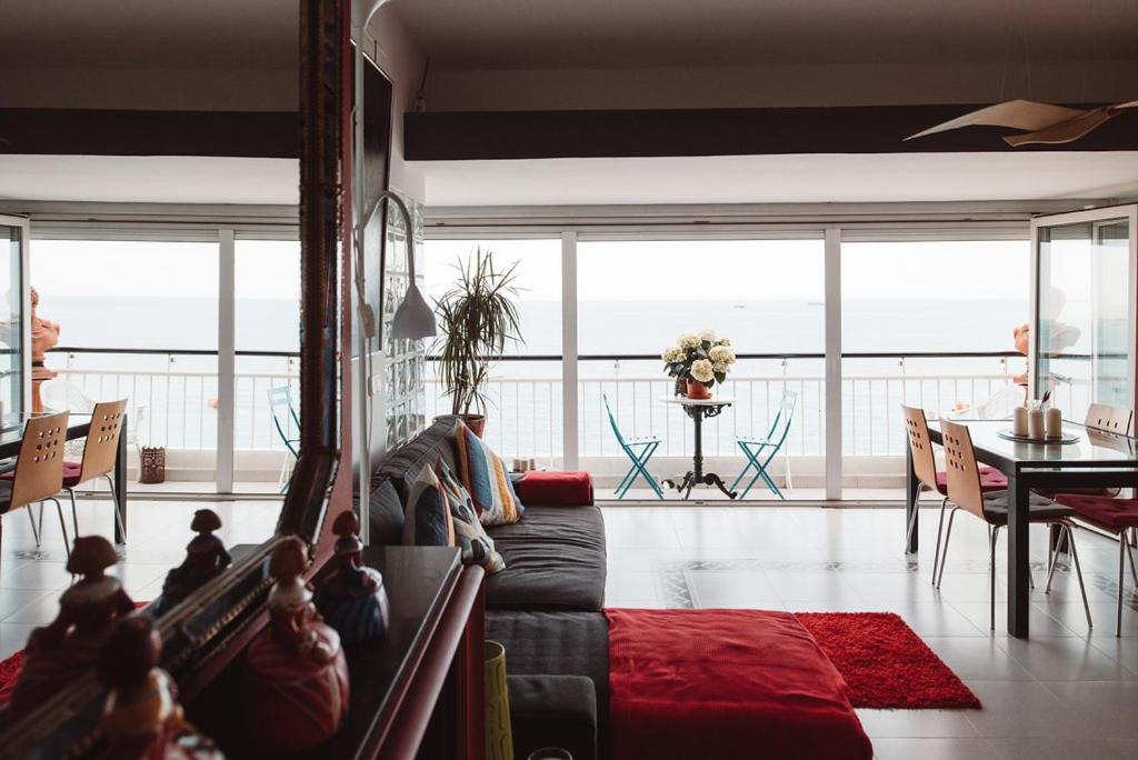 Penthouse with Terrace and Sea View - Photo 33
