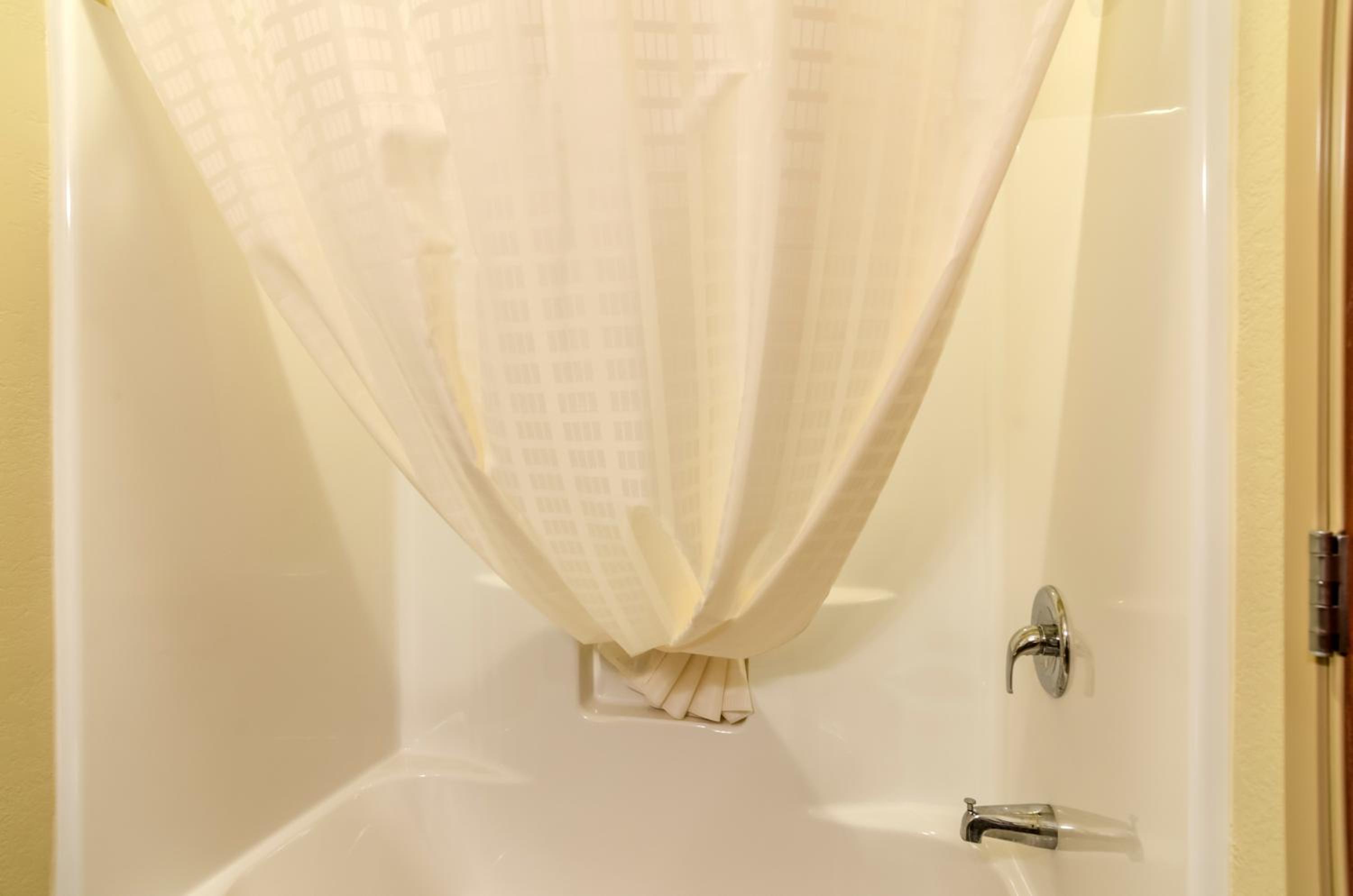 Deluxe Queen Room photo 2