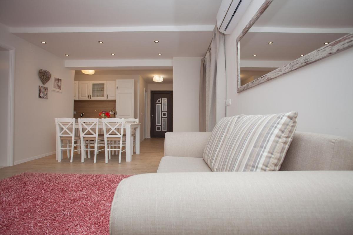 Superior Apartment photo 1