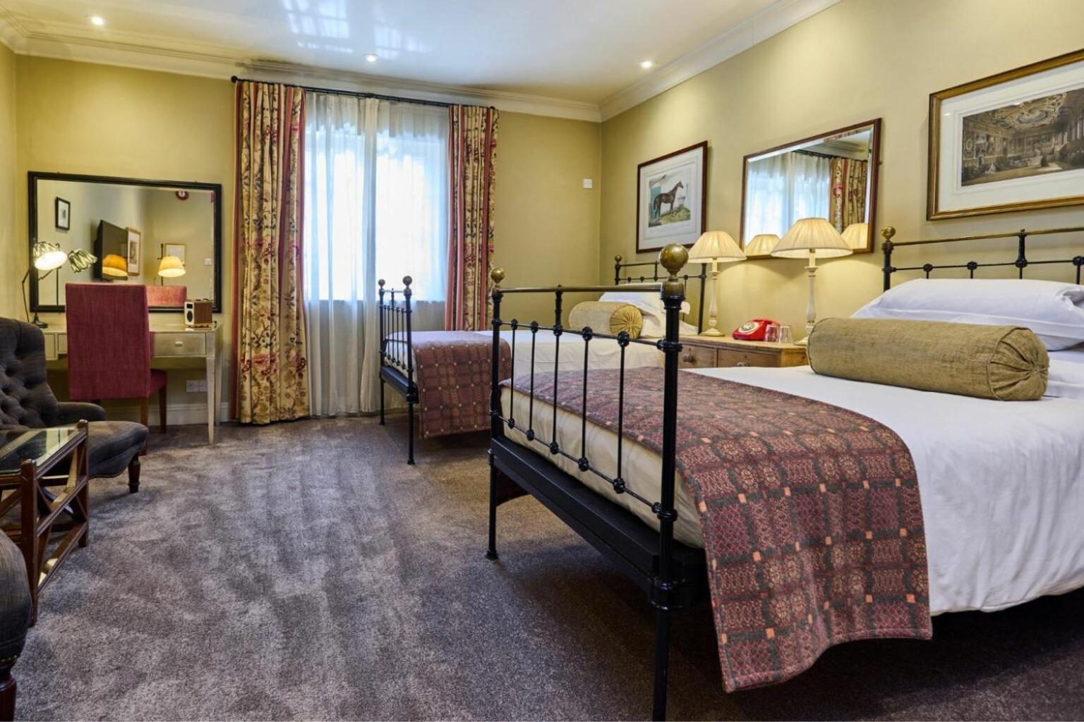 Small Twin Room photo 2