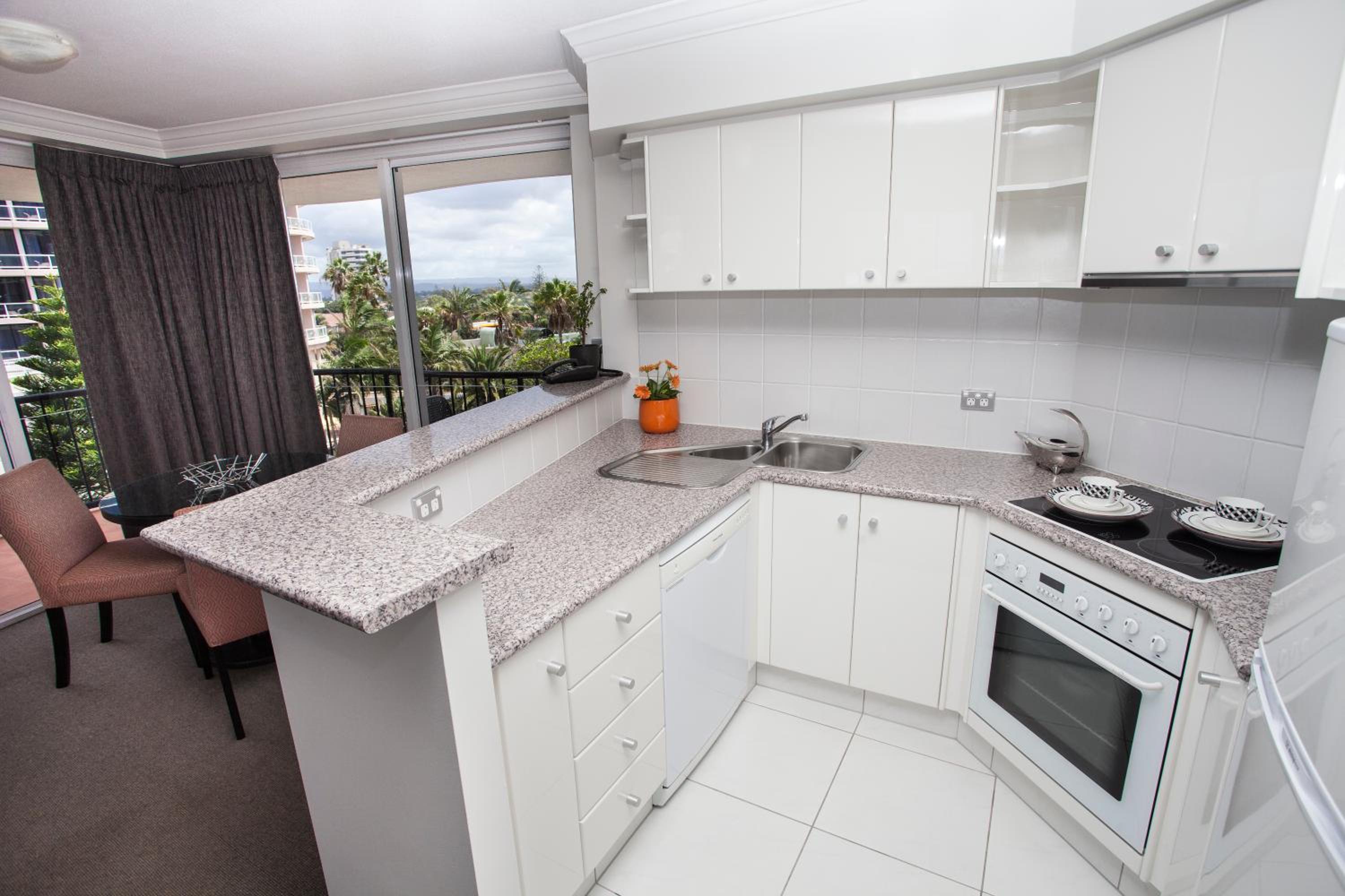 1 Bedroom Standard Apartment - Photo 6