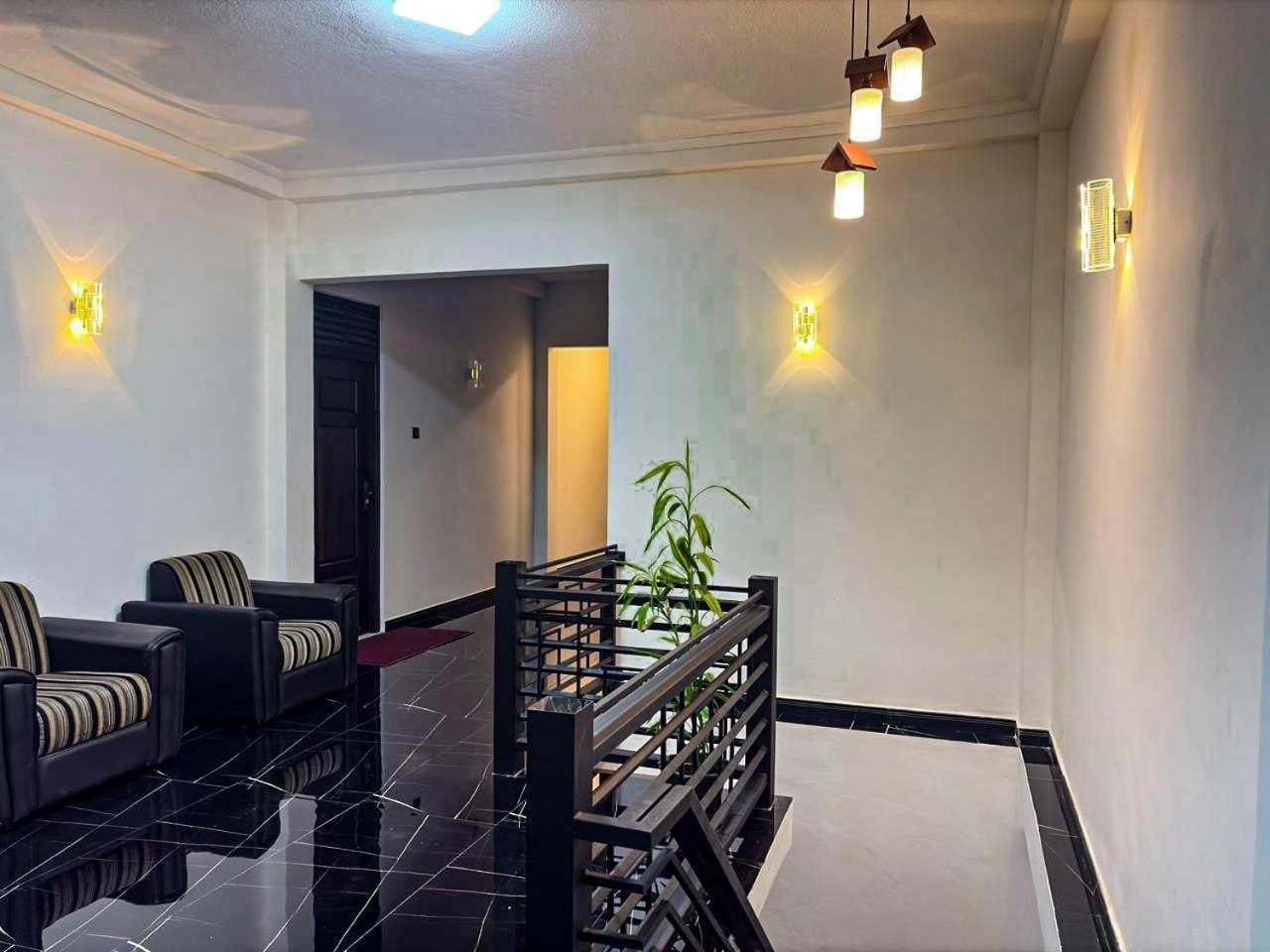 Family Room with Balcony photo 2