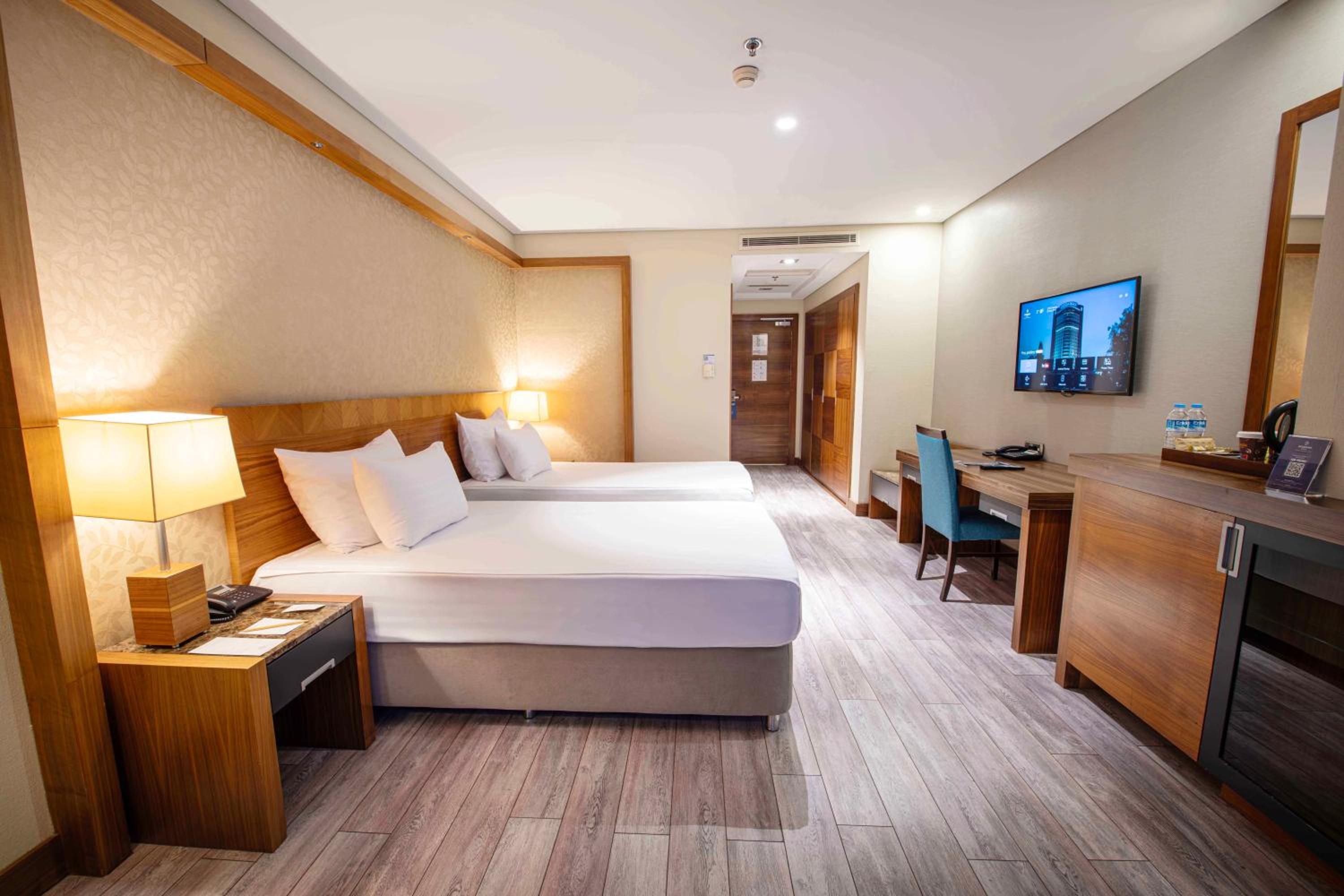 Superior Twin Room - Photo 3