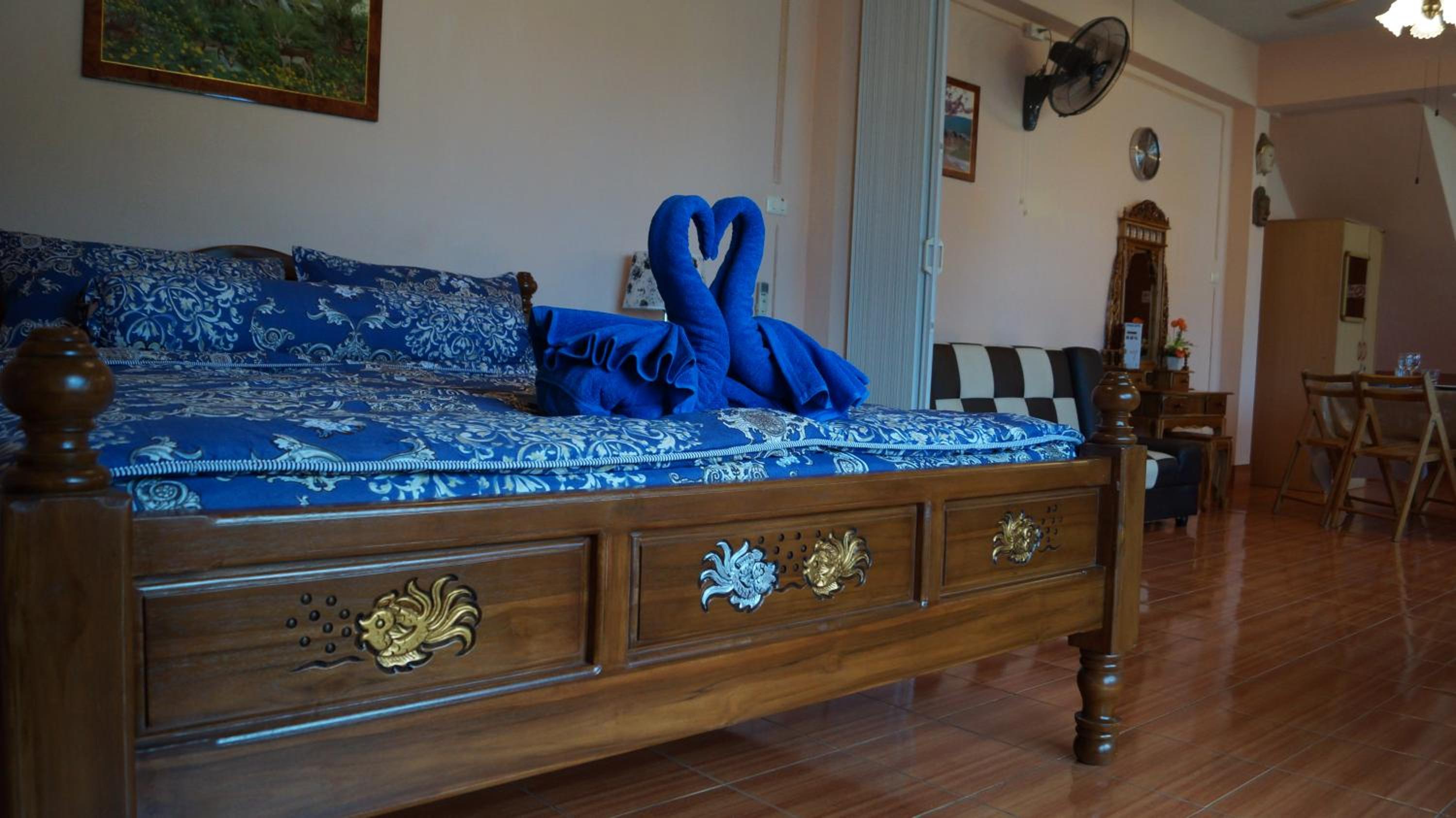 Studio Apartment - Photo 26