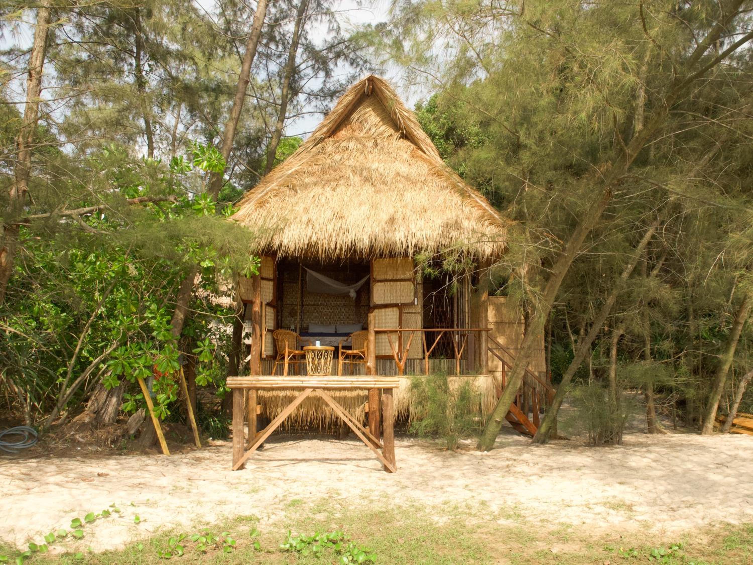 Bungalow - Beach Front - Photo 8