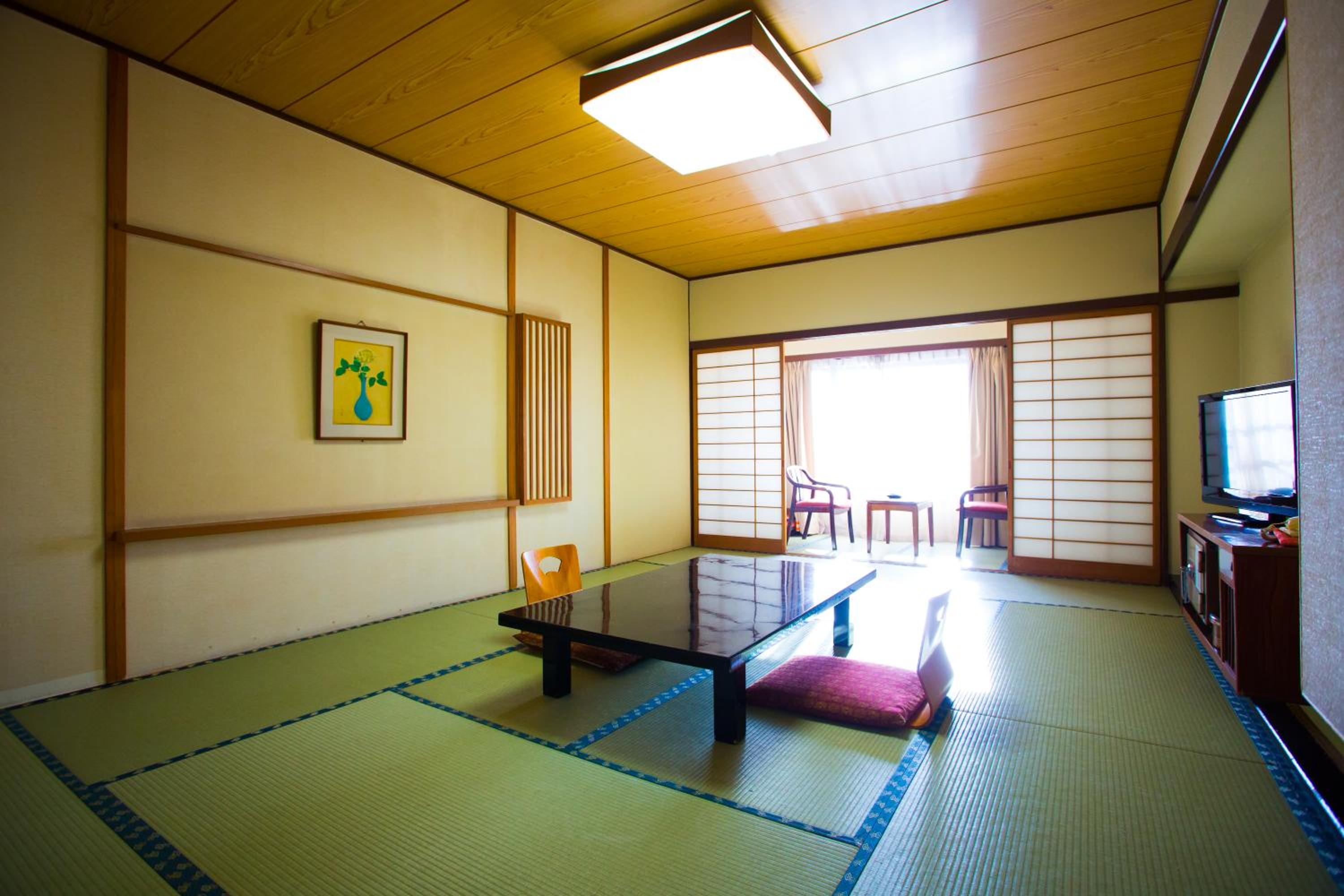 Standard Japanese-Style Room with Garden View - Main Building photo 3